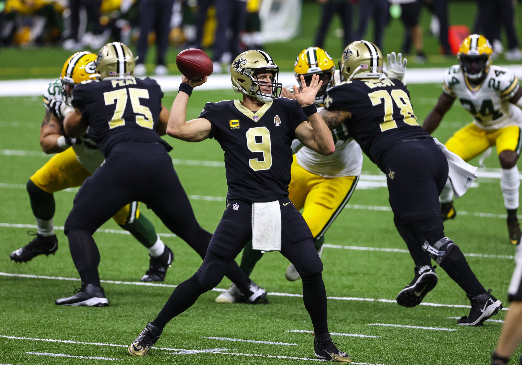 nfl-week-4-trench-matchups-prepare-for-a-battle-in-kansas-city-saints-offensive-line-poised-to-dominate-the-lions