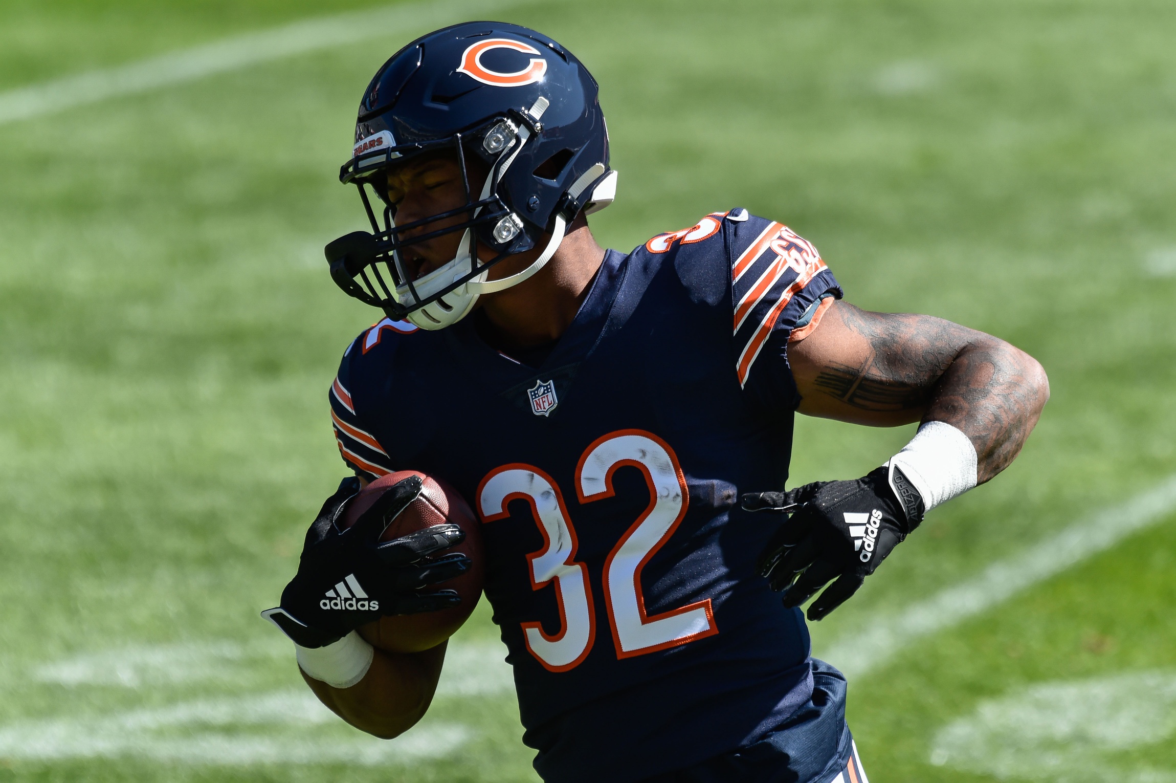 fantasy-football-week-1-draftkings-sunday-night-football-showdown-chicago-bears-los-angeles-rams-2021