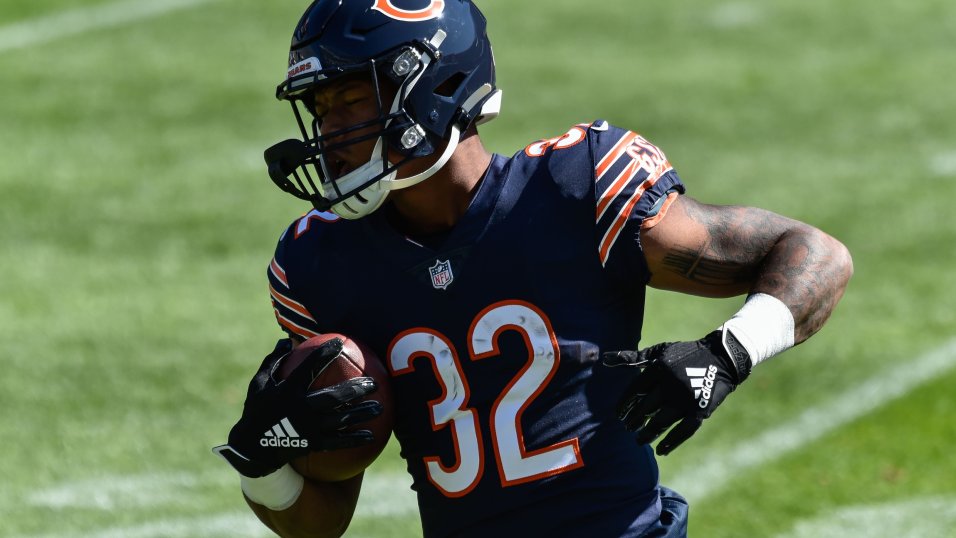 Week 1 DraftKings Sunday Night Football Showdown: Chicago Bears at Los  Angeles Rams, Fantasy Football News, Rankings and Projections