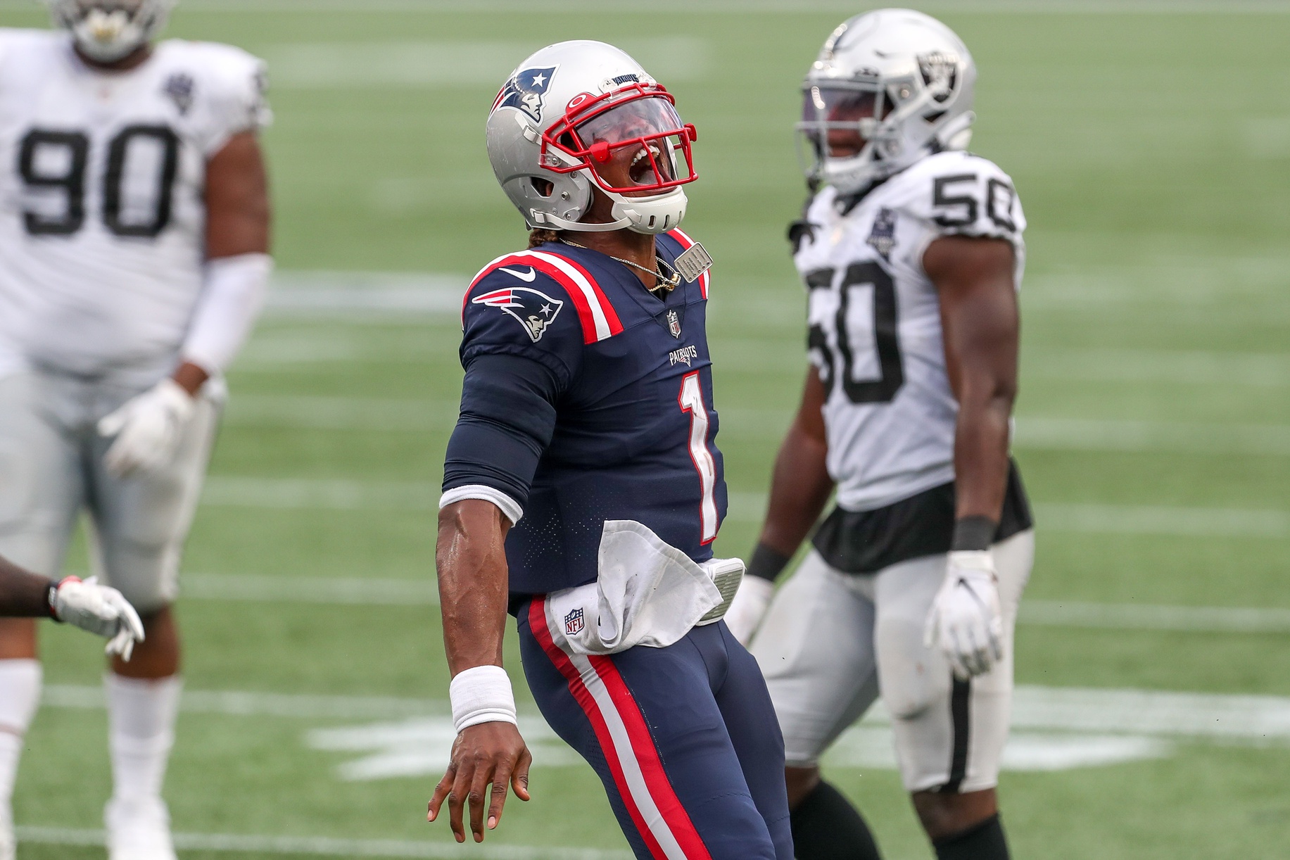 Cam Newton, Special Teams Lead Patriots to 45-0 Rout of Chargers