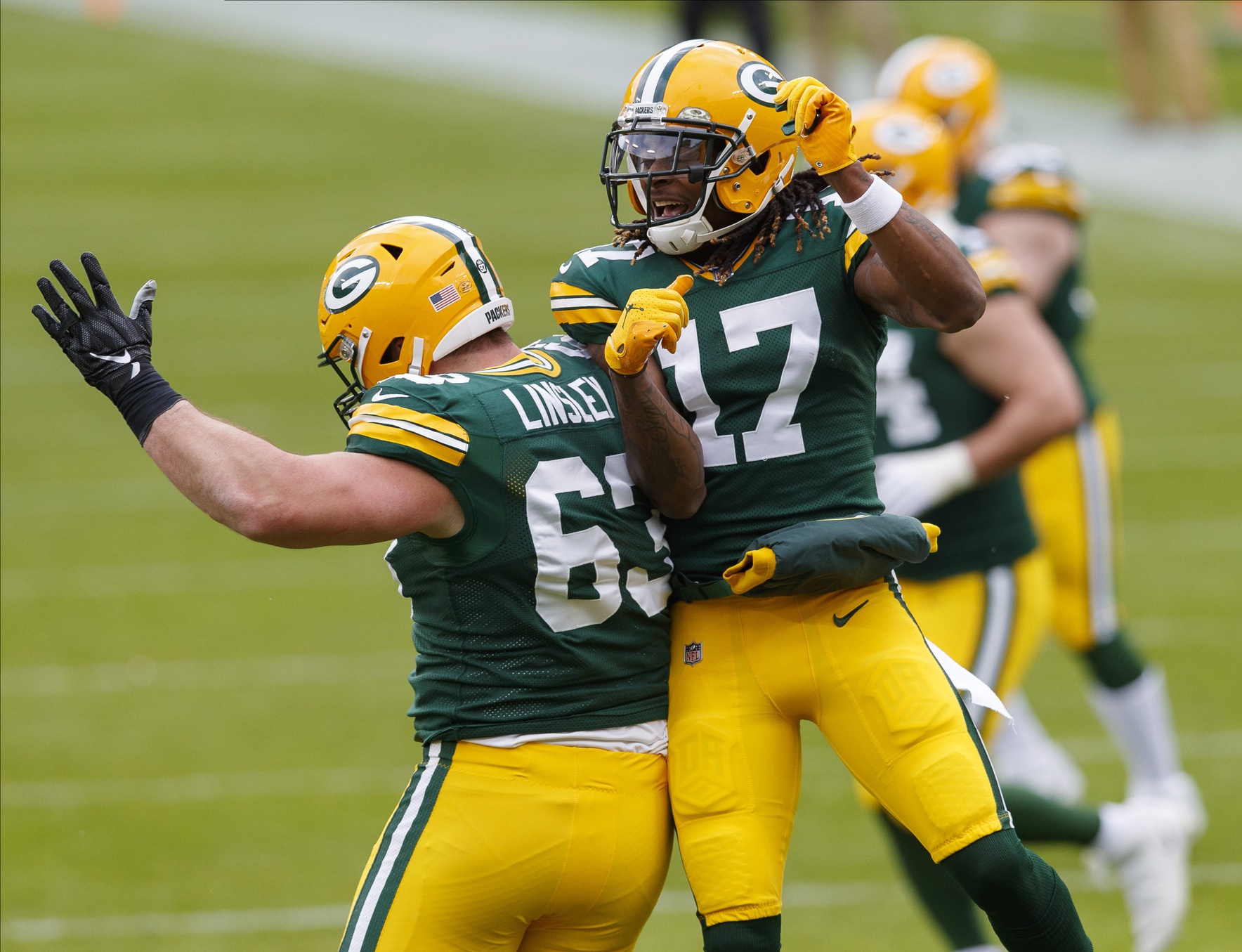 Green Bay Packers wide receiver DAVANTE ADAMS scores a touchdown