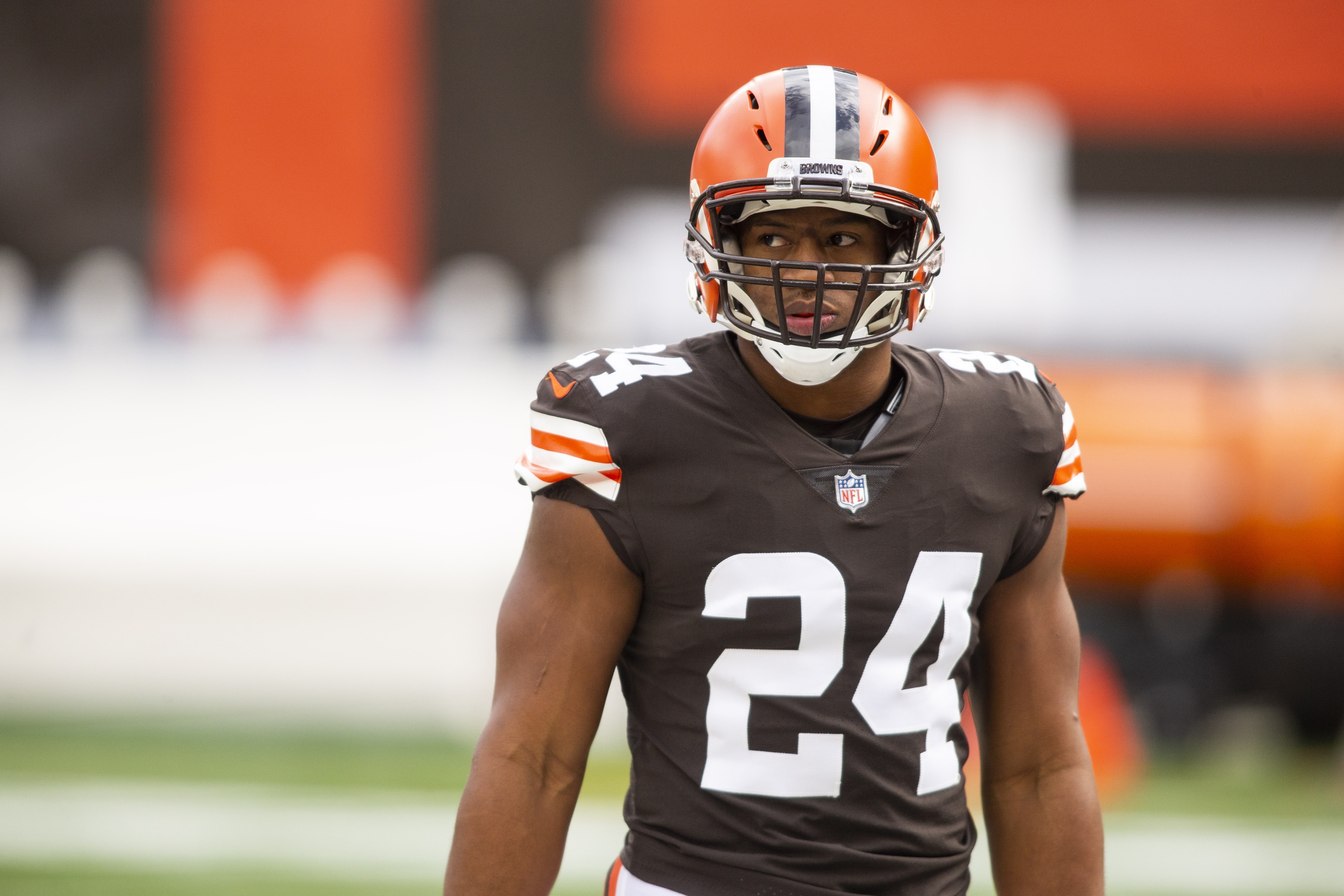 nfl-cleveland-browns-sign-nick-chubb-three-year-extension-2024