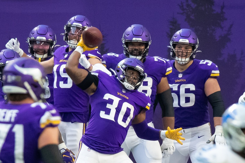 Minnesota Vikings Midseason Awards: Defensive Player of the Year