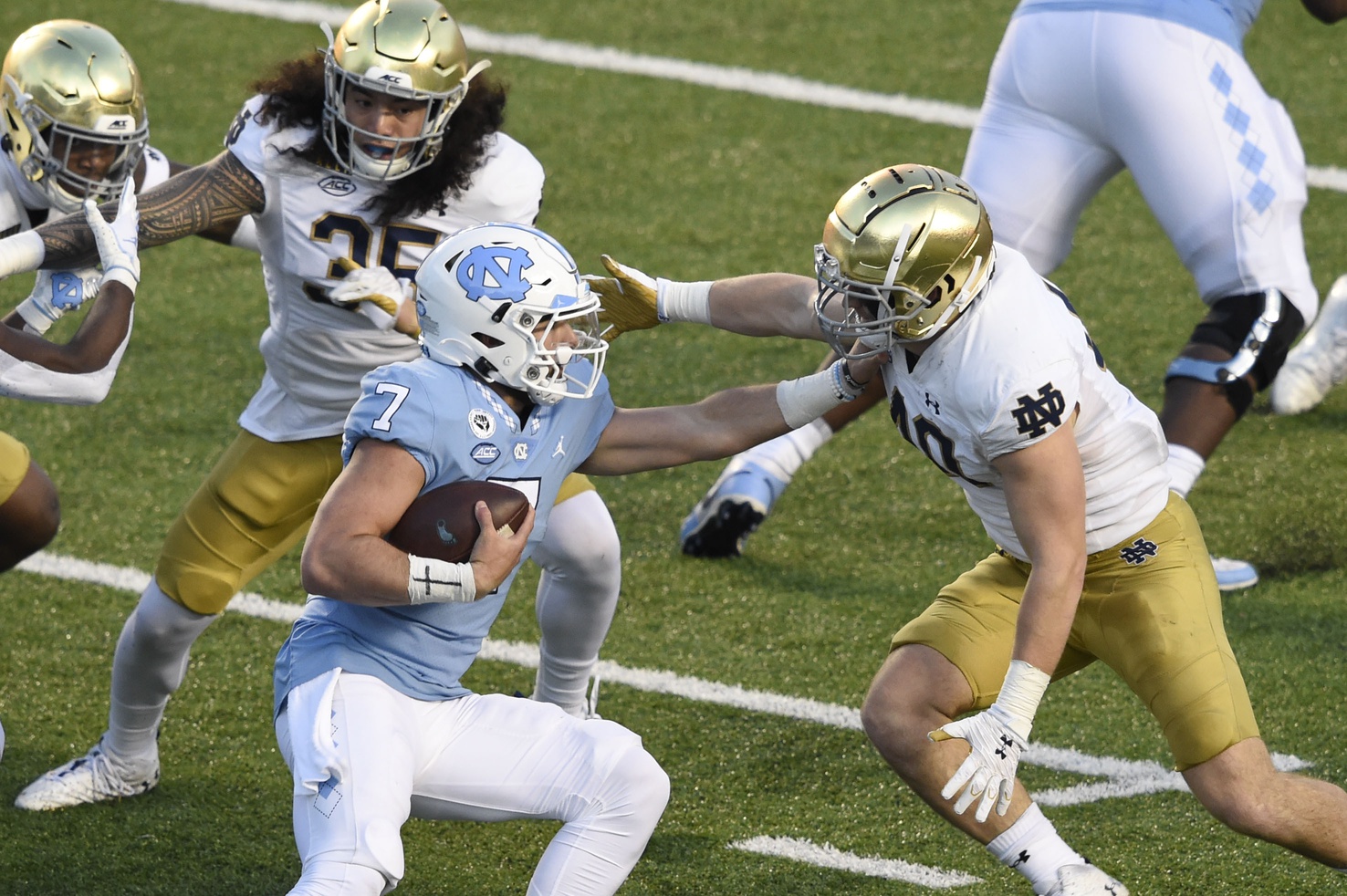 college-football-clark-leas-defensive-game-planning-is-locking-notre-dame-into-a-college-football-playoff-spot