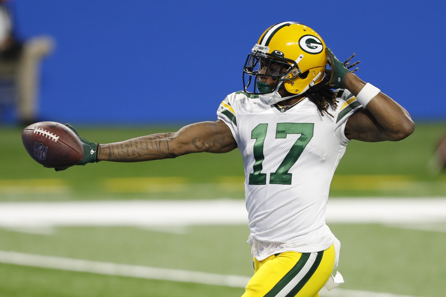 Should the Packers Trade for Julio Jones or OBJ to Entice Rodgers to  Return? - Zone Coverage