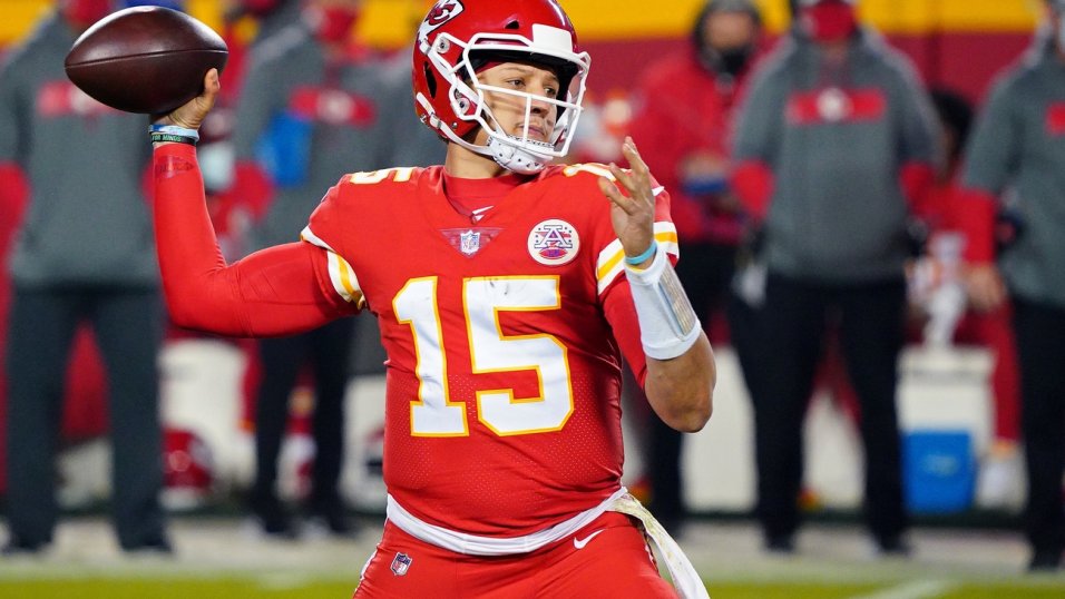 2023 Fantasy Football Rankings: Top 12 Quarterbacks - Patrick Mahomes  locked in at the QB1 : r/fantasyfootball