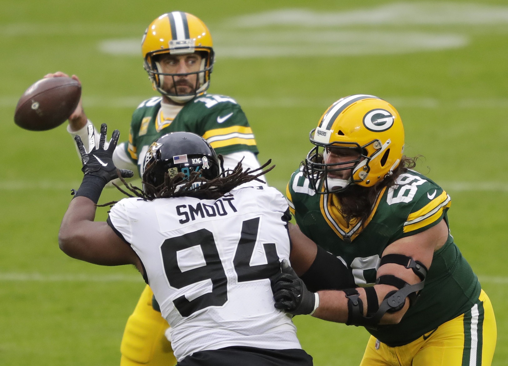 Packers' David Bakhtiari, Patriots' Stephon Gilmore to miss at