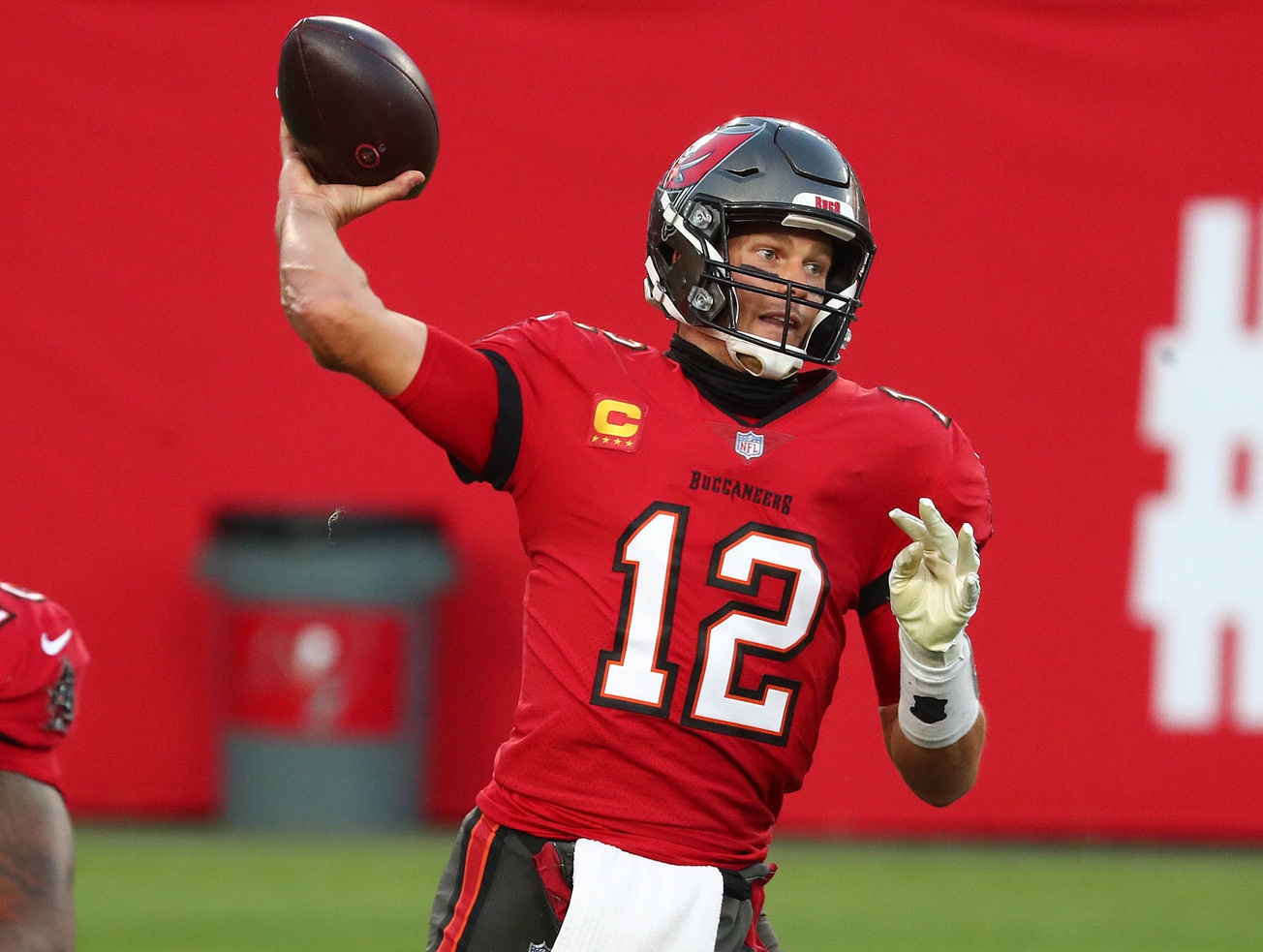 fantasy-football-dfs-data-dive-hunting-the-best-stacks-of-week-14