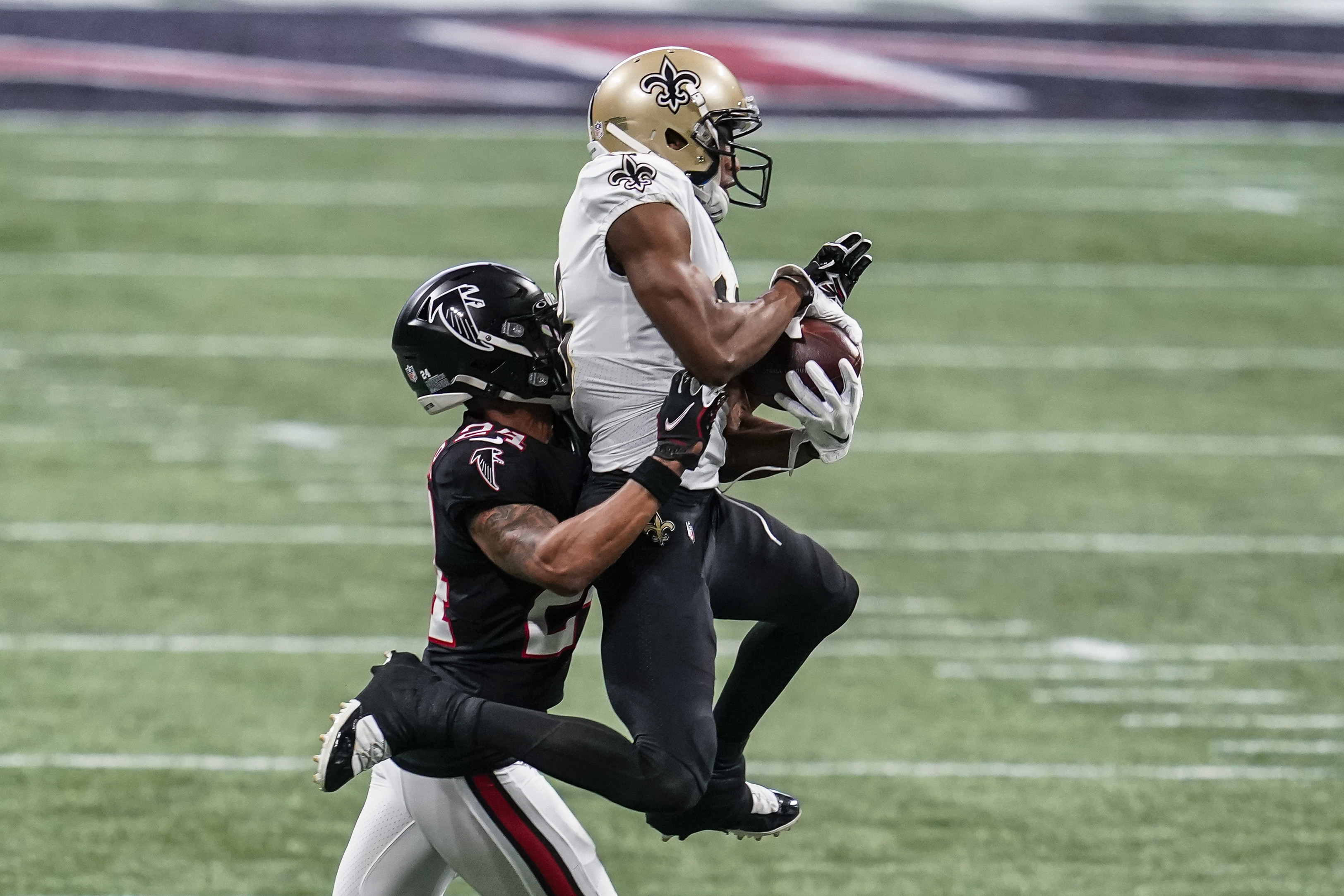 Michael Thomas Fantasy Outlook 2023: Should you draft Saints' WR amid  injury worries?