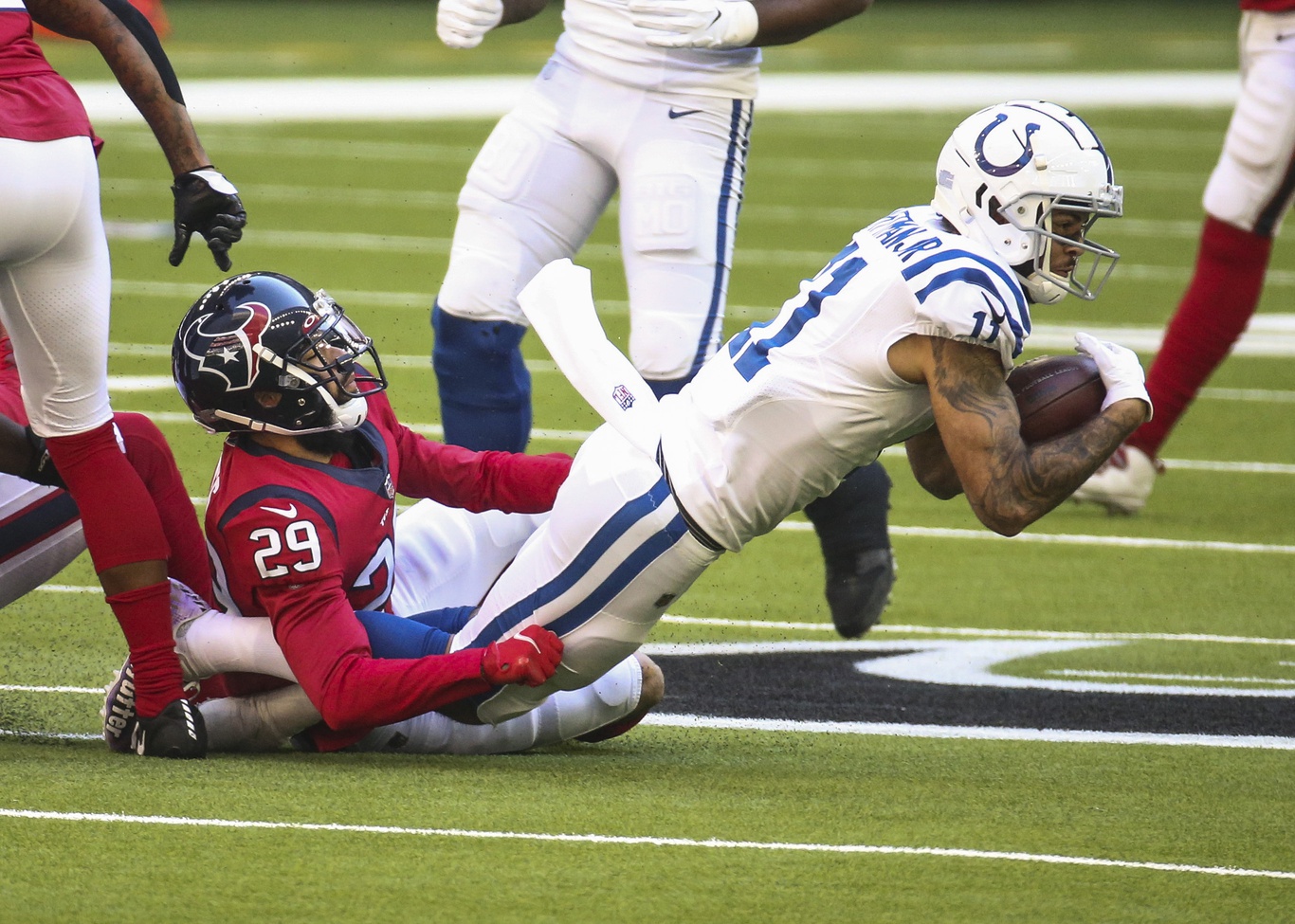 Houston Texans fall to Indianapolis Colts, 26-20