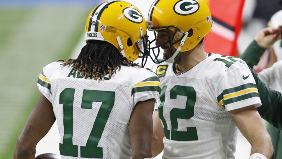 DFS: Week 2 MNF expert lineups for Packers-Lions