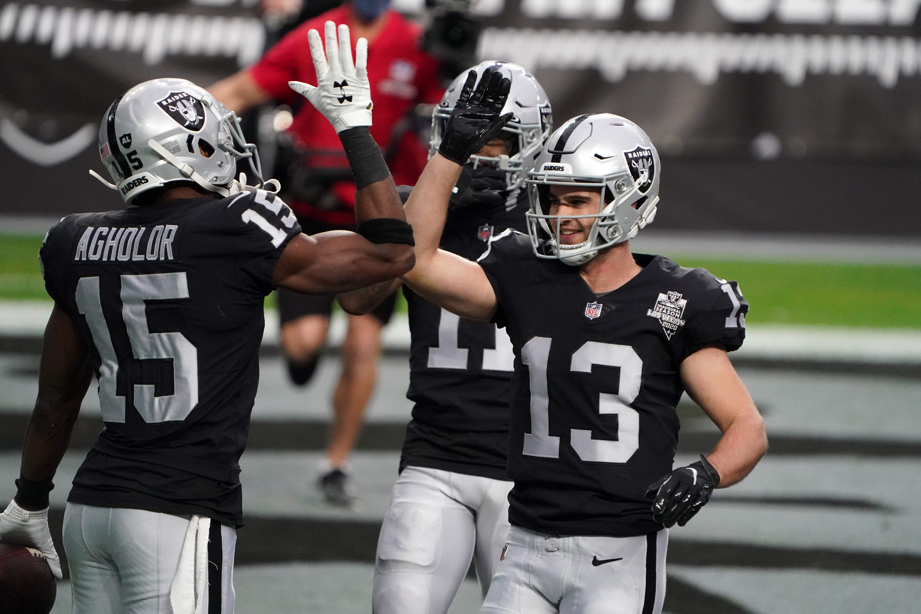 DraftKings Showdown: Las Vegas Raiders vs. Los Angeles Chargers Thursday Night Football | Fantasy Football News, Rankings and Projections | PFF