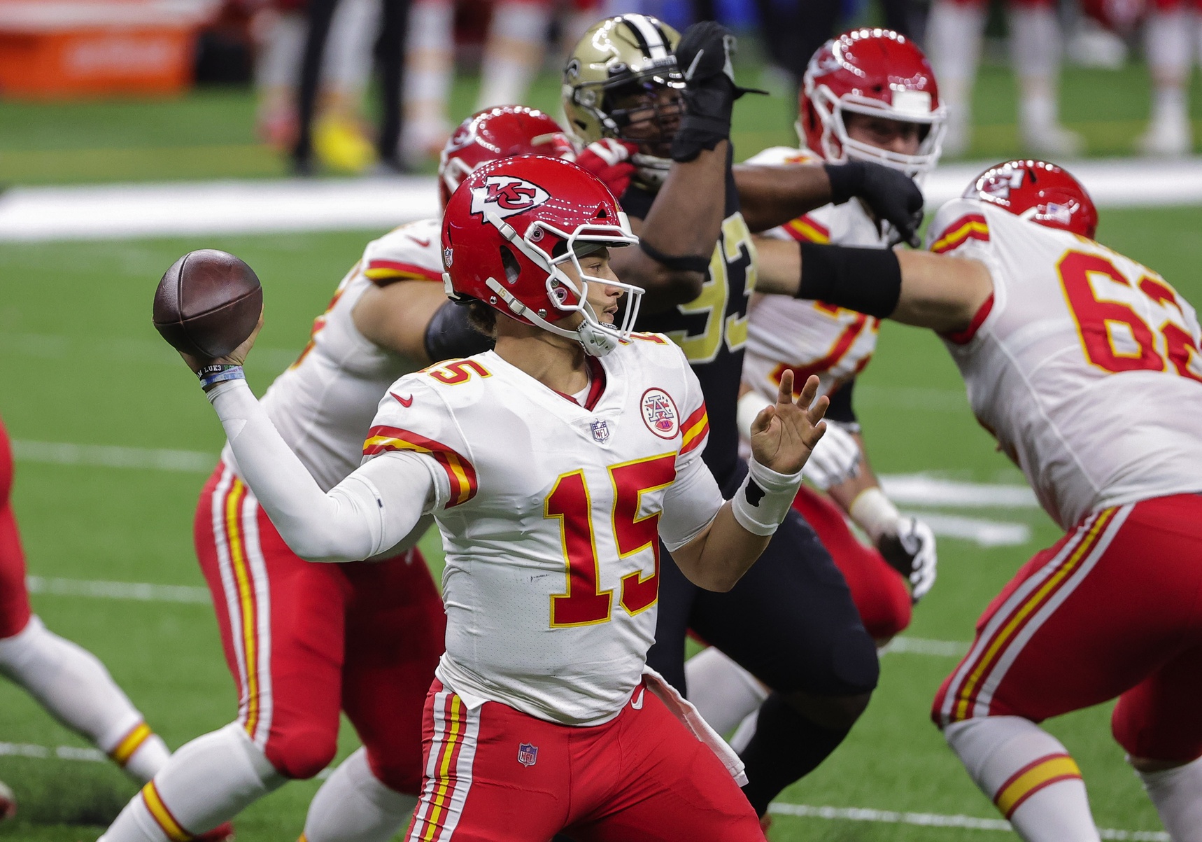 nfl-mvp-2020-patrick-mahomes-retakes-the-lead-in-the-mvp-race-heading-into-week-16