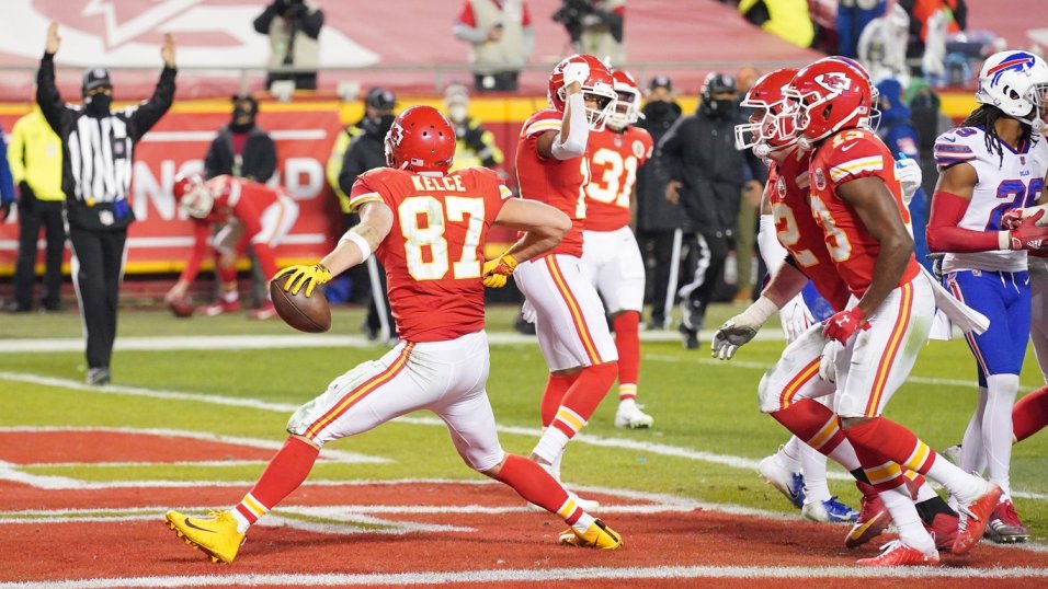 Travis Kelce predictions: Picking prop bets for Chiefs TE vs. Bills in for  Divisional round - DraftKings Network