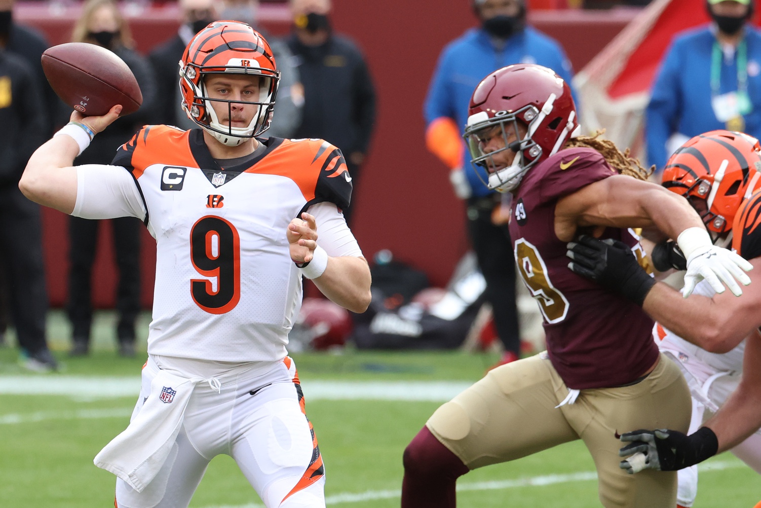 nfl-cincinnati-bengals-joe-burrow-deep-passing
