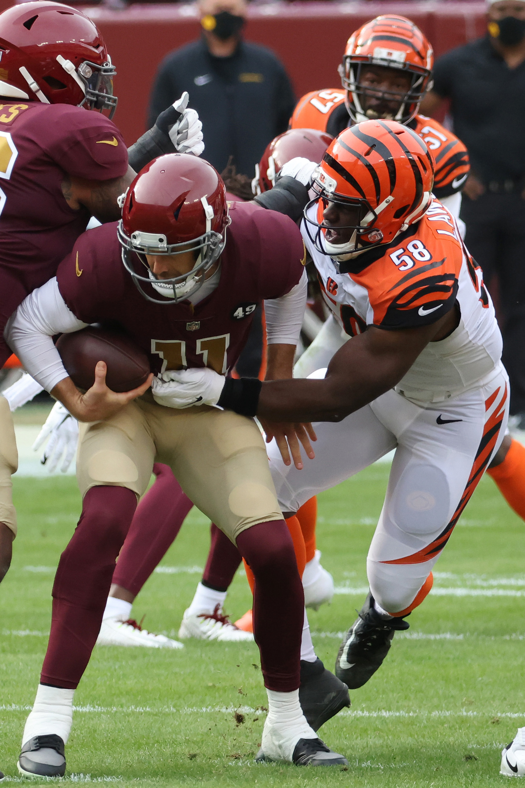 Cleveland Browns: PFF disrespects Browns in pass-rush ranking