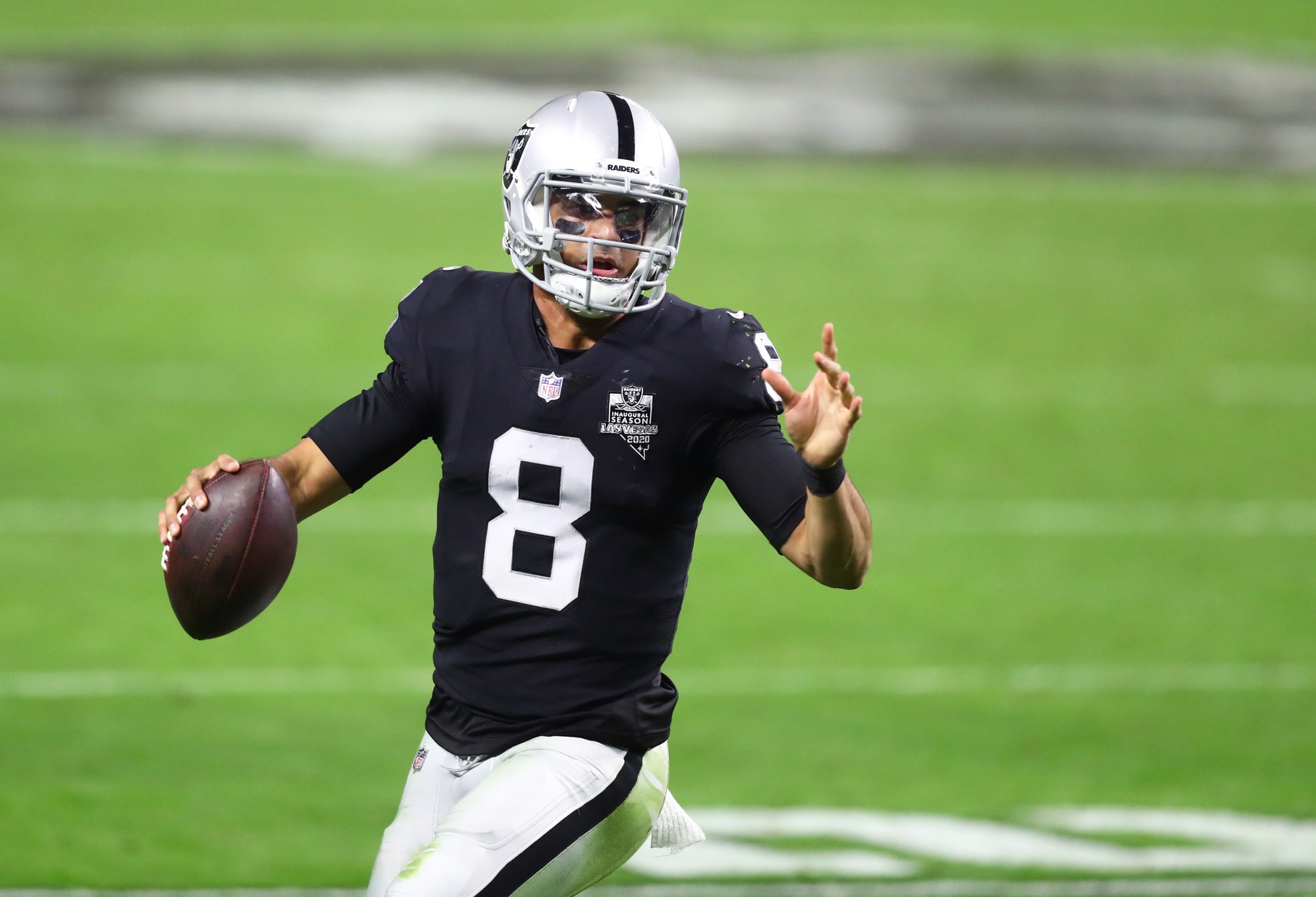 Marcus Mariota wears Las Vegas Raiders' uniform for the first time 