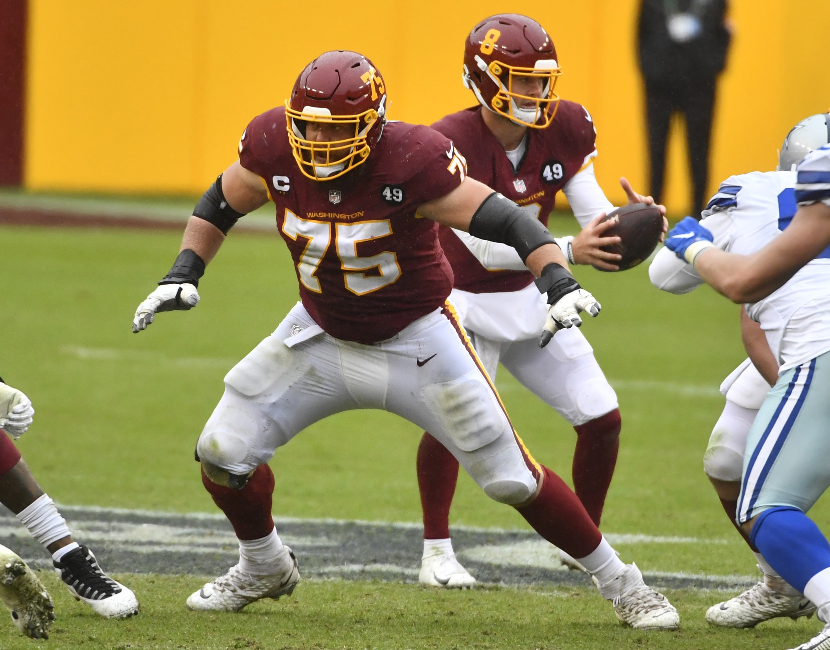 nfl-using-historical-comps-to-value-top-free-agent-interior-offensive-linemen-led-by-brandon-scherff-and-joe-thuney