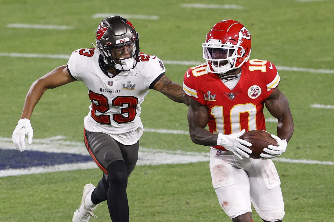 nfl-shift-speedier-slot-receivers-nfl-defenses-adapt