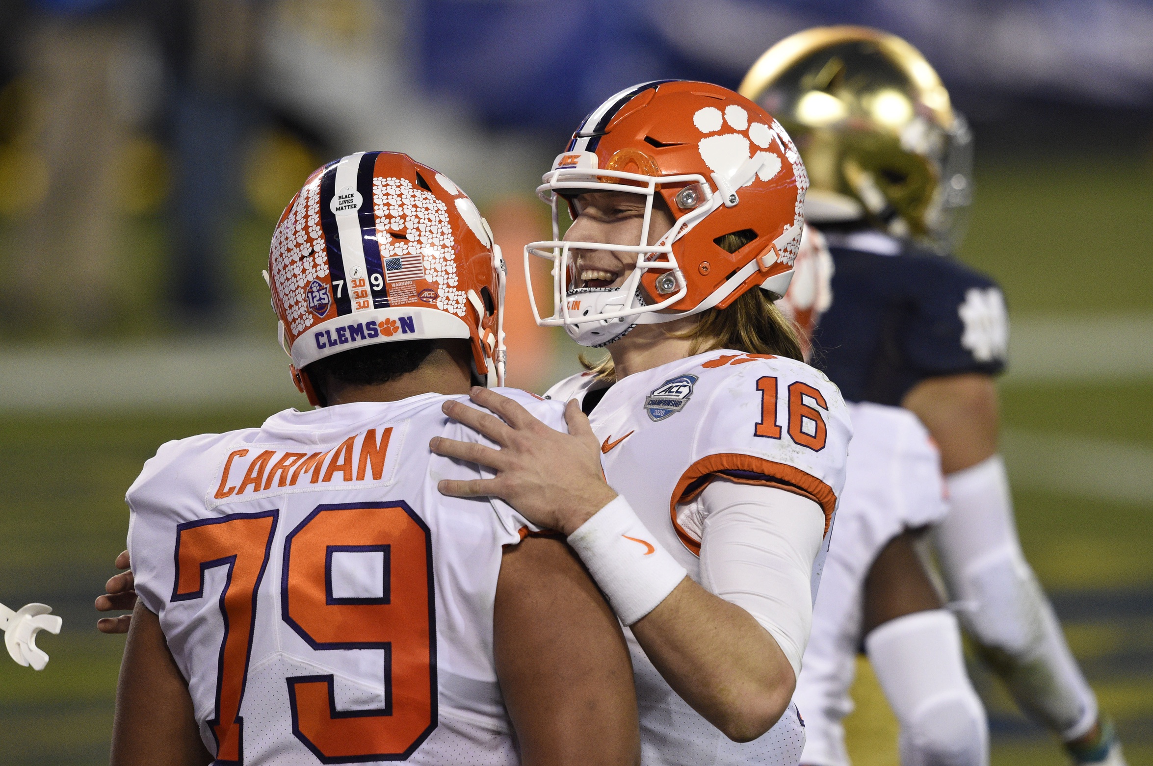 Cincinnati Bengals guard Jackson Carman (79) looks to make a block