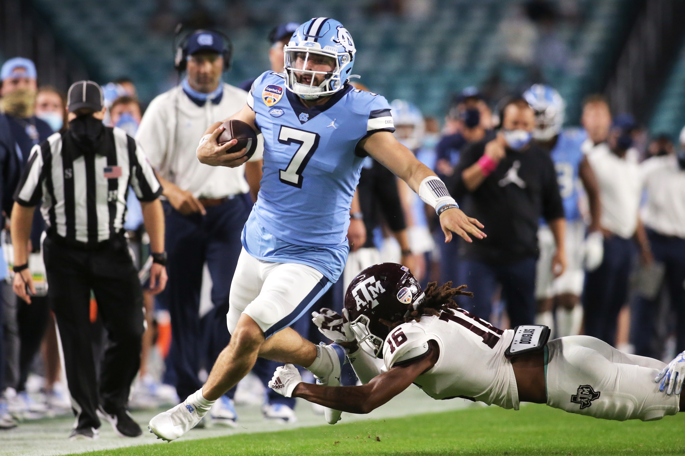 college-football-preseason-quarterback-rankings-130-fbs-starters-2021