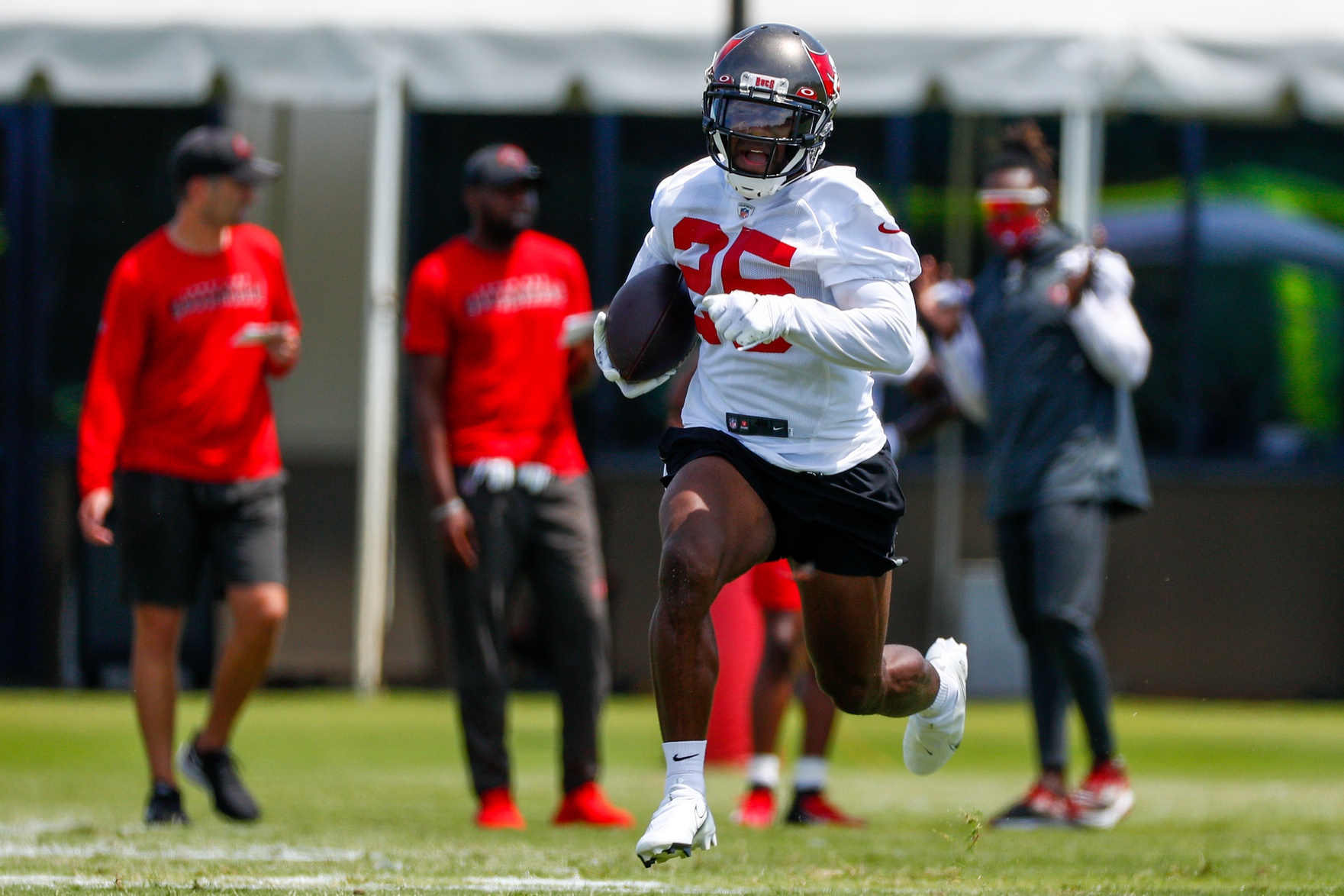 Kansas City Chiefs OTAs: Top 10 Players To Watch Ft. Justyn Ross, Shane  Buechele & Kadarius Toney 