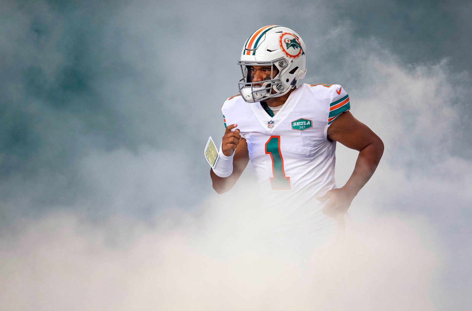 Tua Tagovailoa gets the OK from Miami Dolphins to practice without  restrictions HD wallpaper  Pxfuel