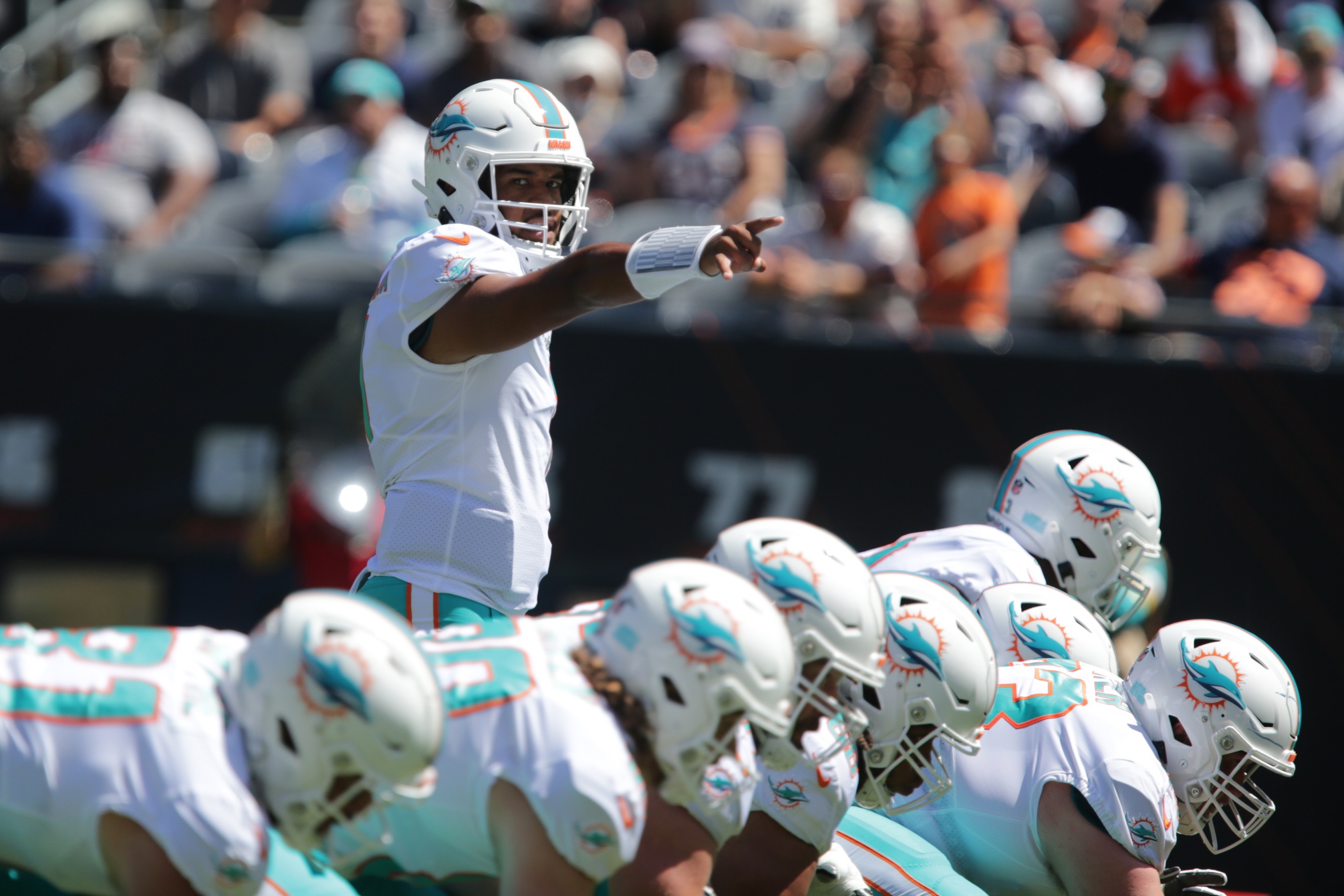 nfl-tua-tagovailoa-miami-dolphins-improved-2021-preseason