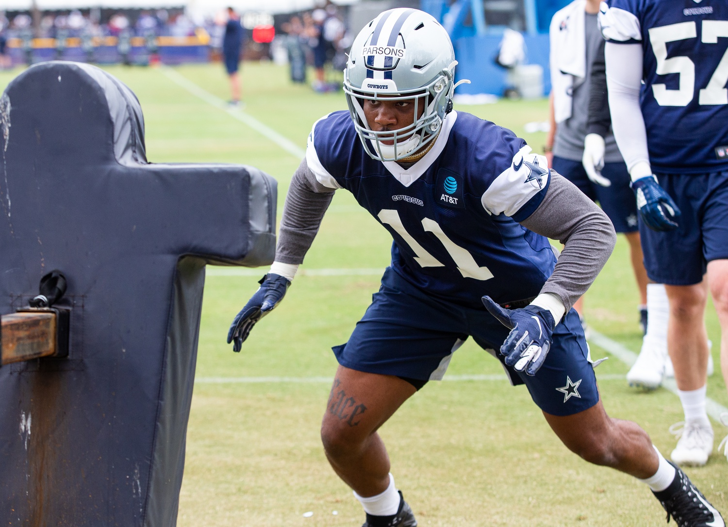 Micah Parsons speaks on MLB role at Cowboys rookie minicamp practice