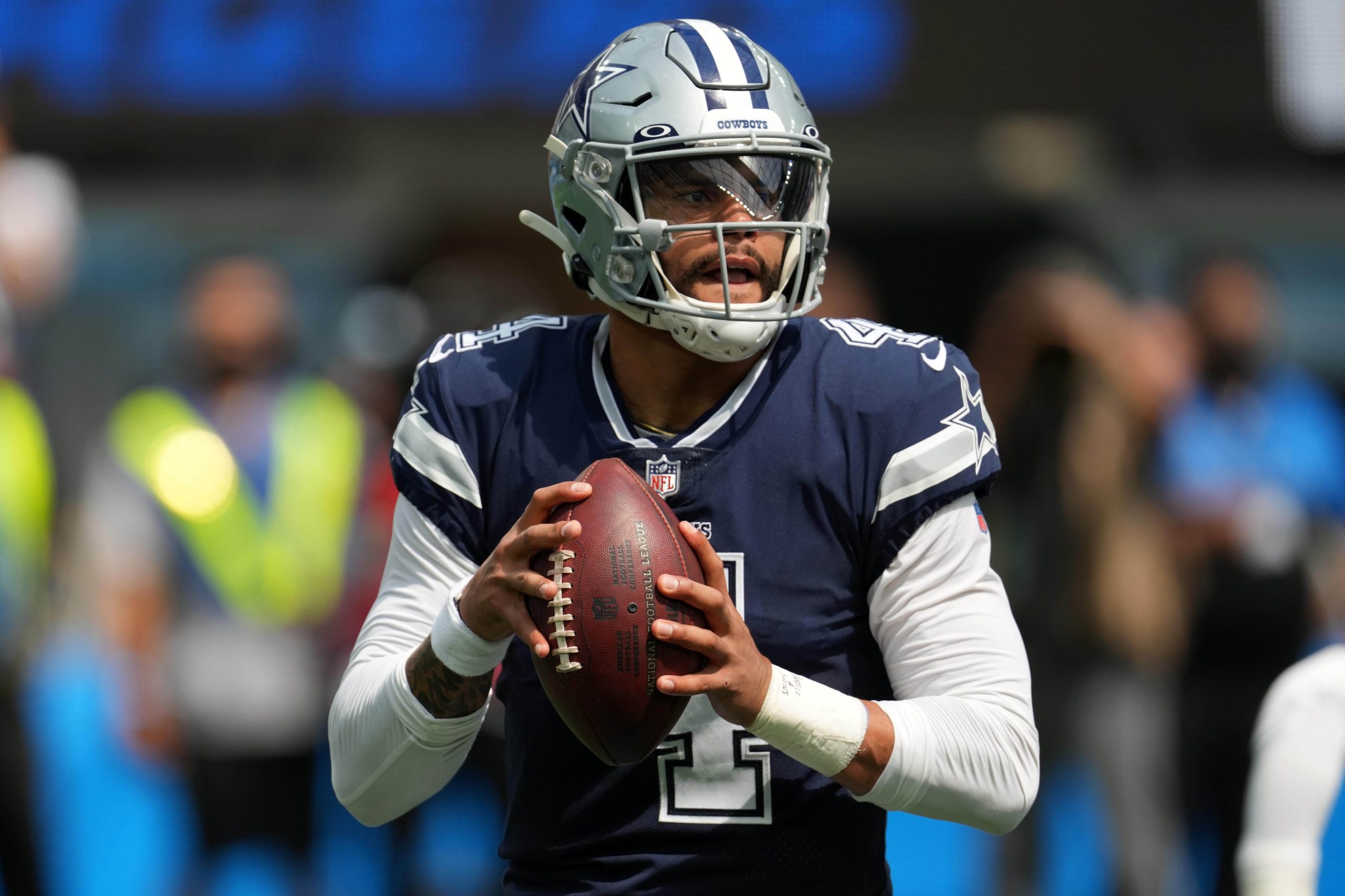 fantasy-football-week-3-draftkings-monday-night-football-showdown-dallas-cowboys-philadelphia-eagles-2021