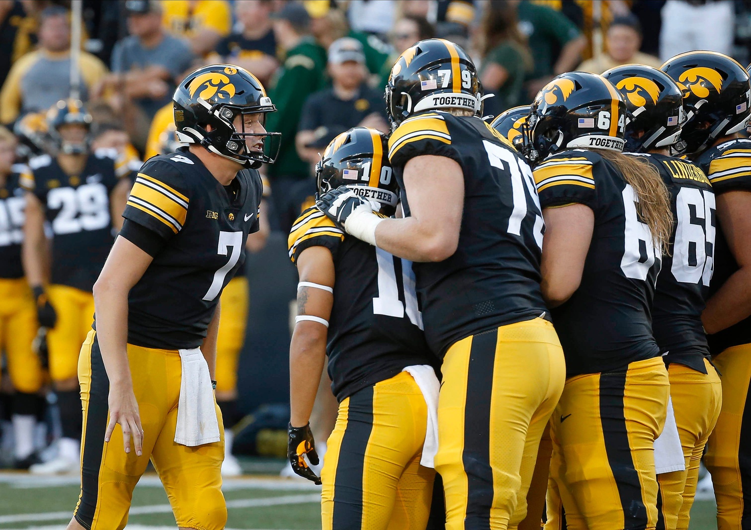 college-football-best-week-5-weekday-bets-spreads-totals-player-props-2021