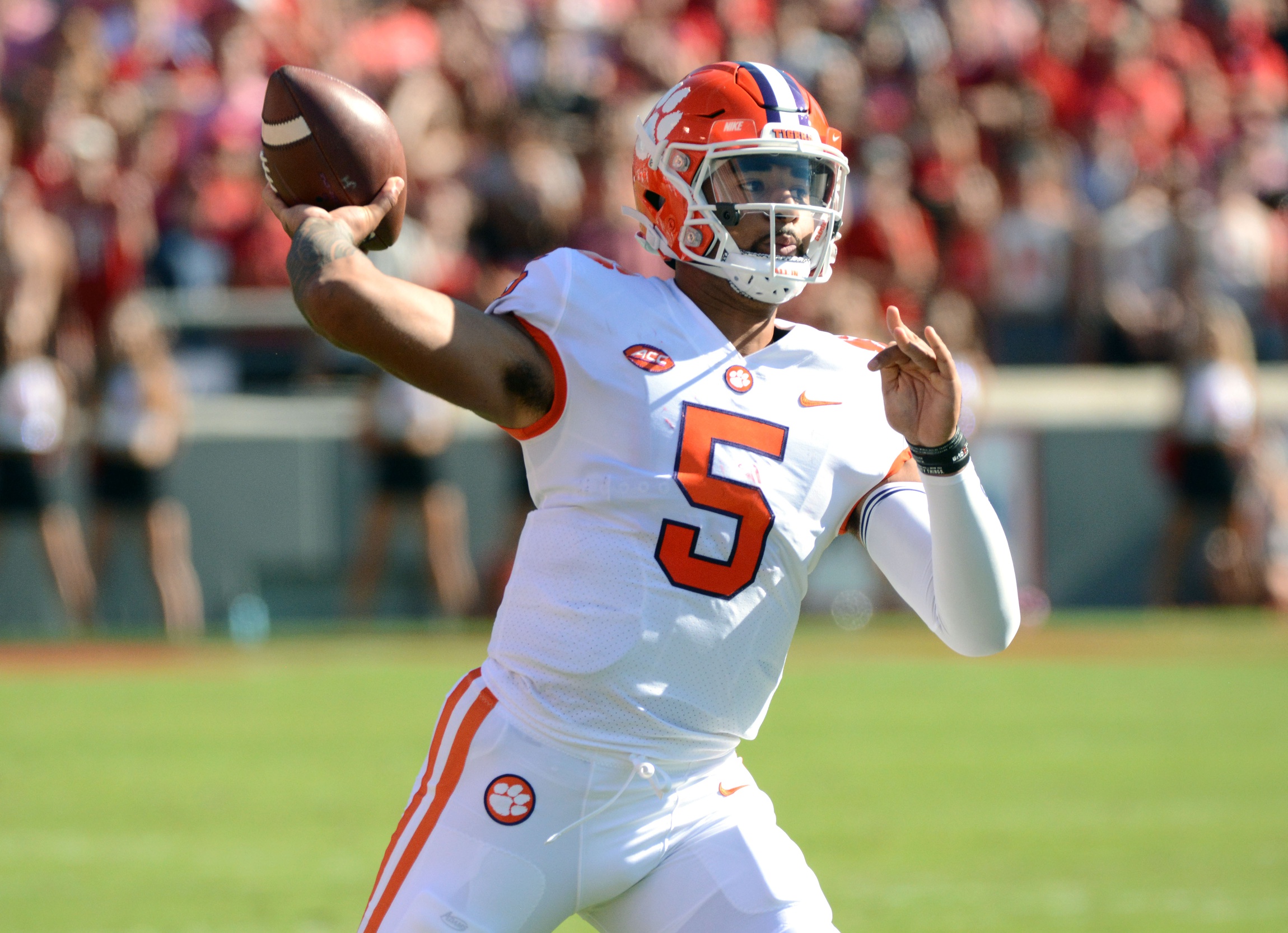 college-football-best-week-7-weekday-bets-spreads-totals-player-props-2021