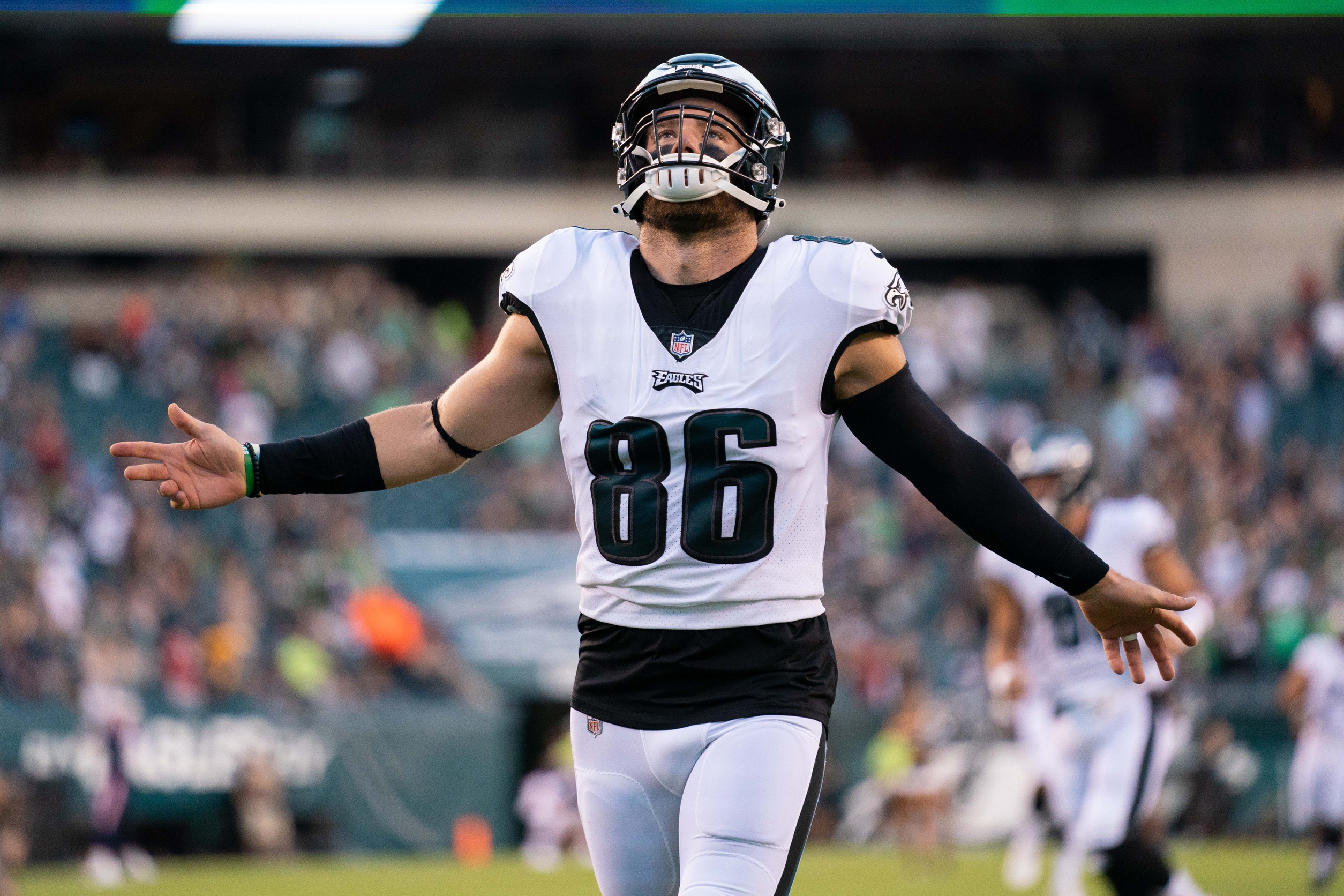 nfl-philadelphia-eagles-trade-zach-ertz-arizona-cardinals-tay-gowan