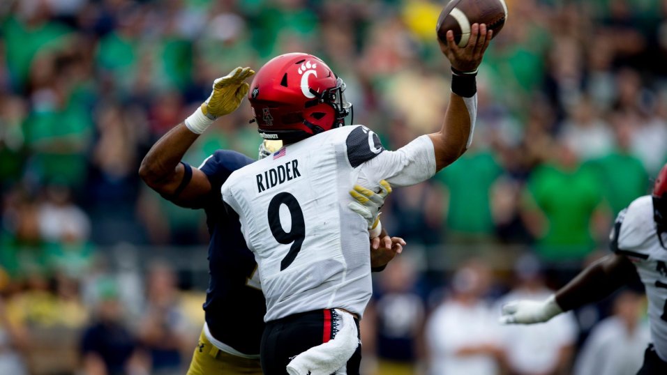 Desmond Ridder, No. 7 Cincinnati beat No. 9 Notre Dame 24-13