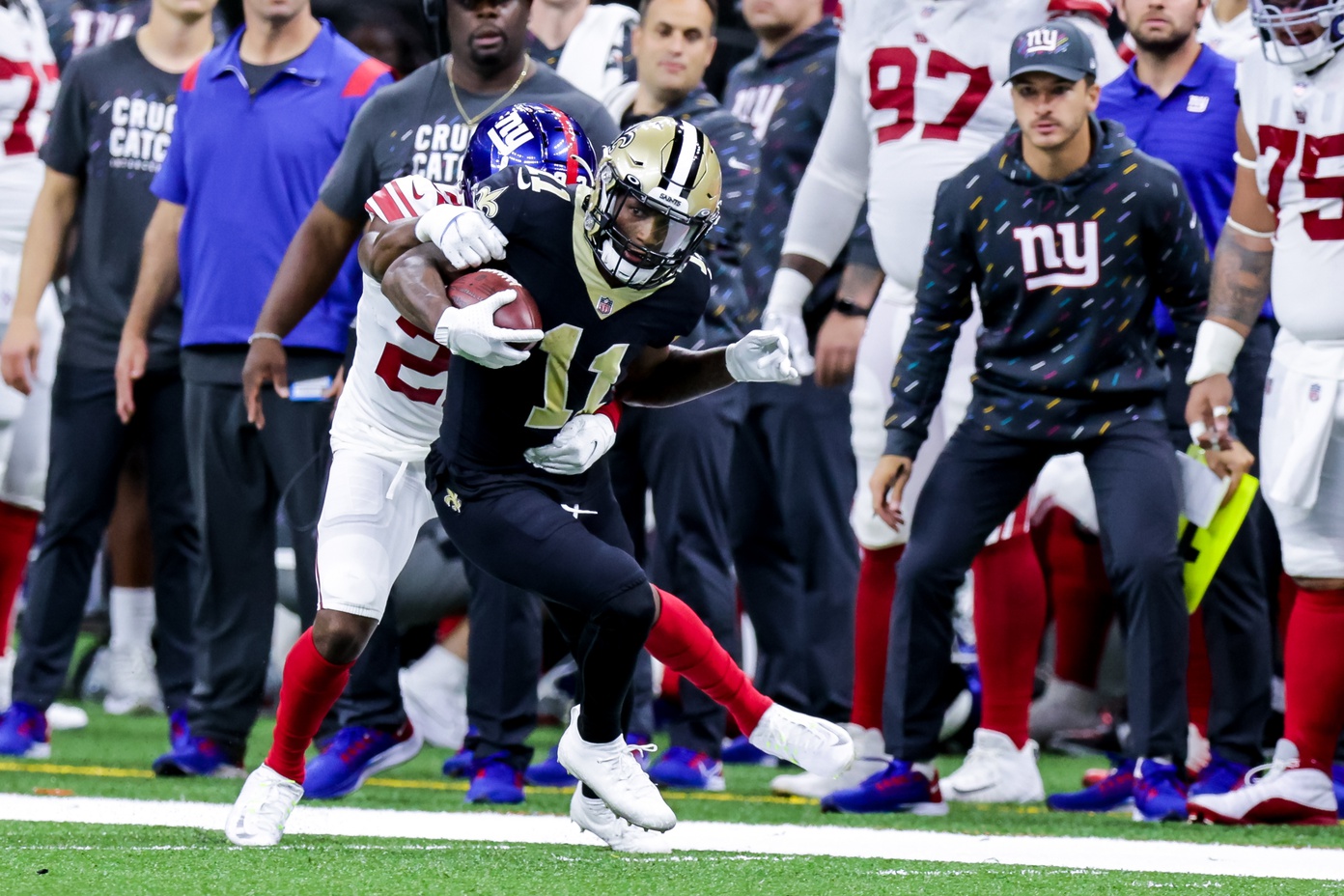 New York Giants Top New Orleans Saints 27-21 in Overtime for First Win of  2021 - Sports Illustrated New York Giants News, Analysis and More