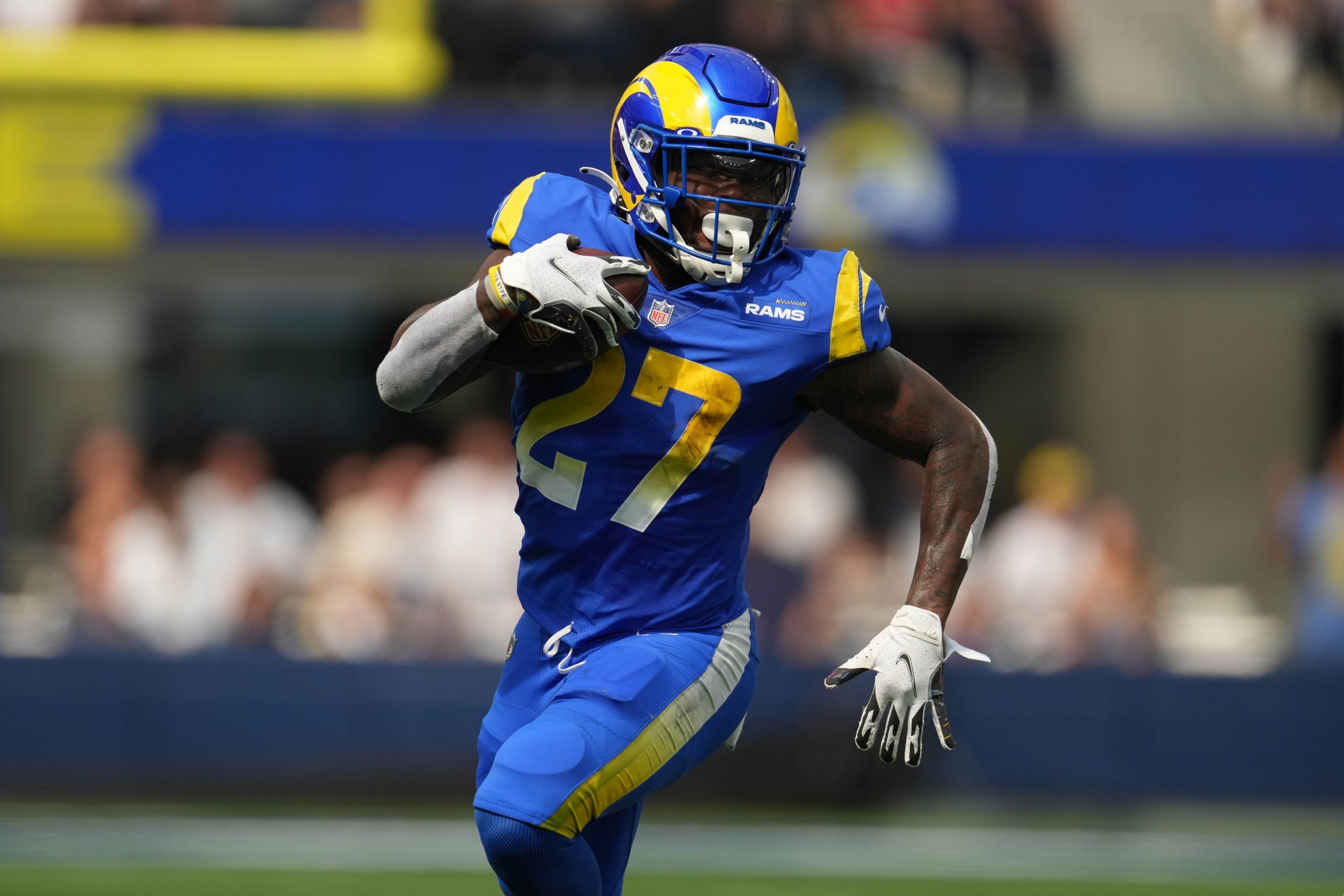fantasy-football-sleepers-top-10-potential-league-winners-after-round-10