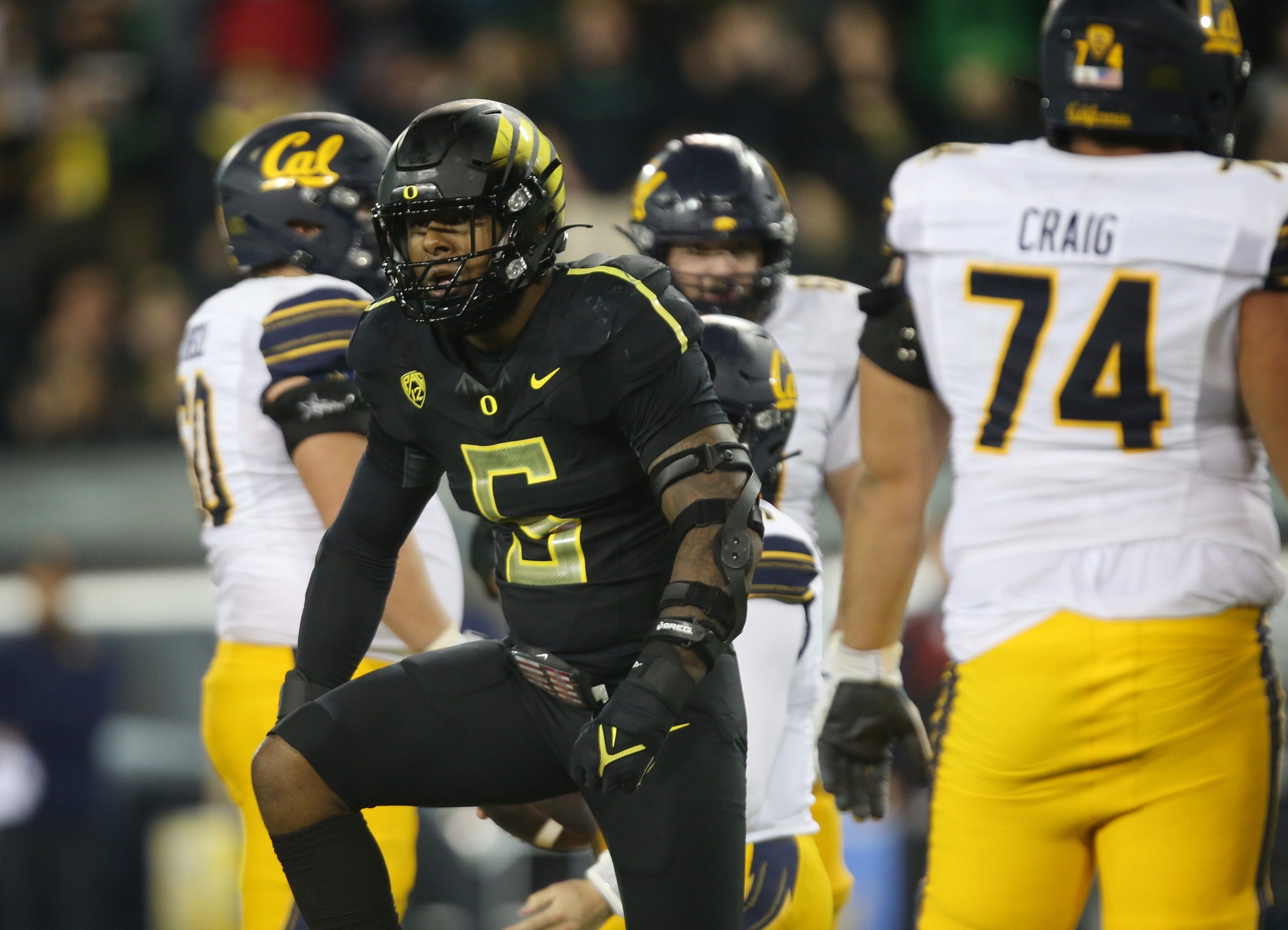 Oregon Ducks Football Defensive End Kayvon Thibodeaux Drafted Fifth Overall  by New York Giants in 2022 NFL Draft - Sports Illustrated Oregon Ducks  News, Analysis and More