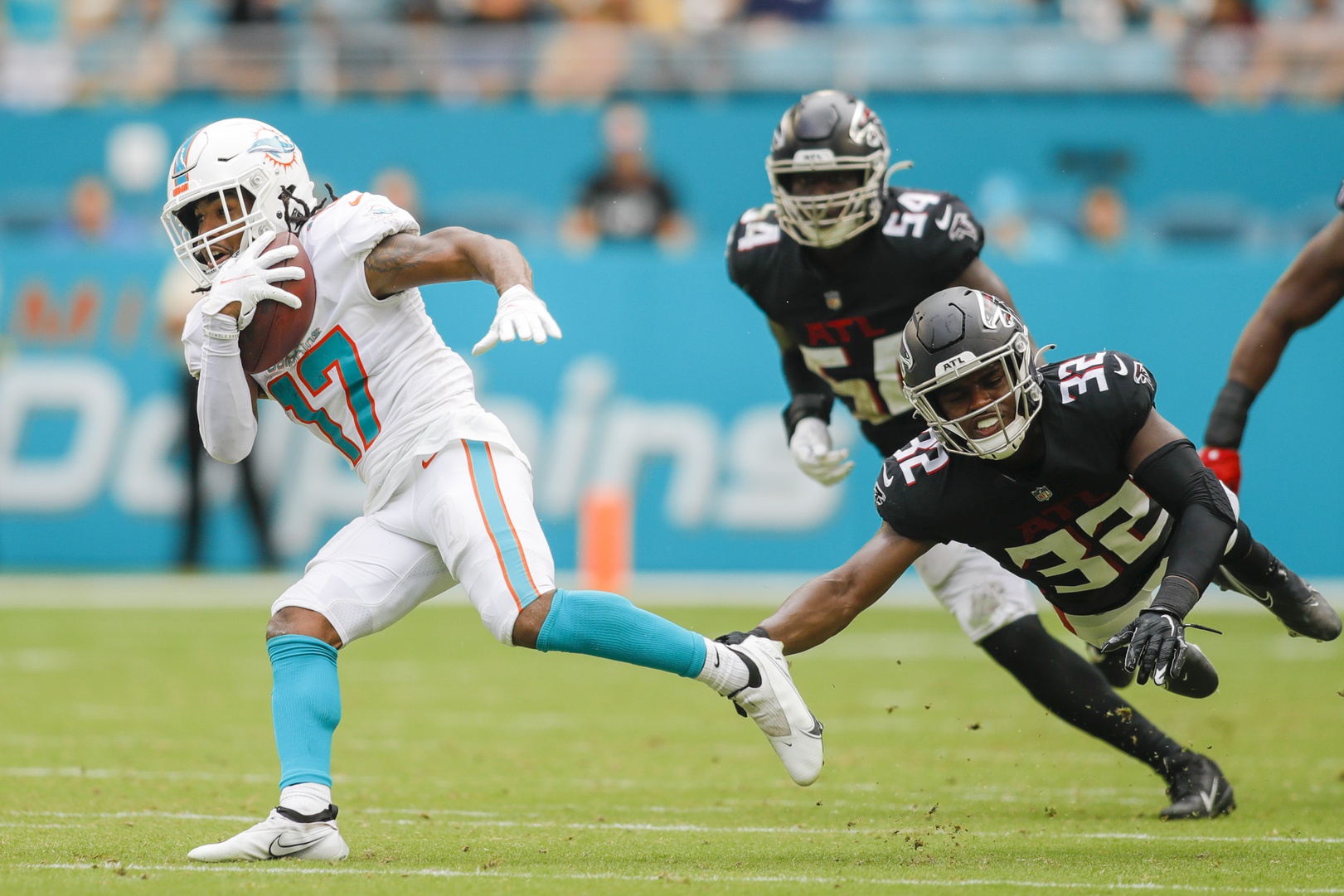 bet-prizepicks-week-8-player-props-spread-moneyline-over-under-2021
