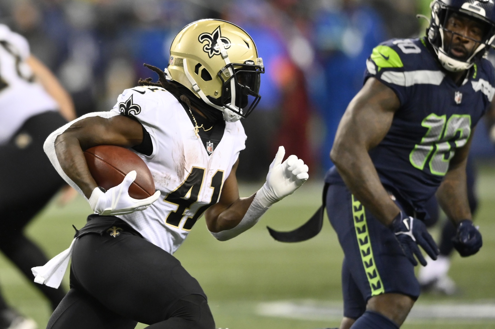 nfl-new-orleans-saints-running-back-alvin-kamara-misses-practice-week-10-status-in-question-2021