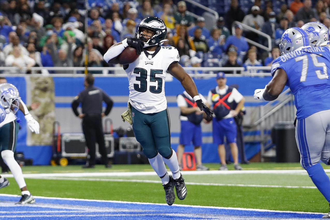 fantasy-football-early-week-9-waiver-wire-targets-philadelphia-eagles-rb-boston-scott-jacksonville-jaguars-rb-carlos-hyde-2021
