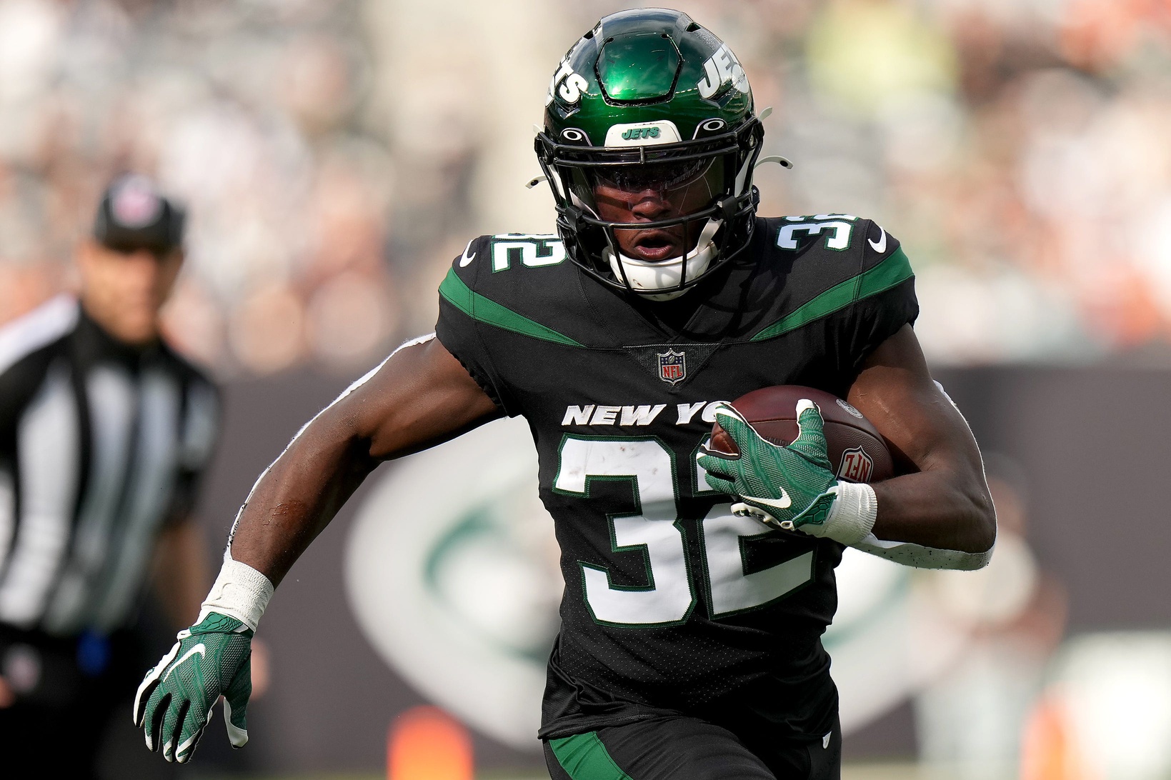 fantasy-football-dynasty-values-2022-pff-rankings-adp