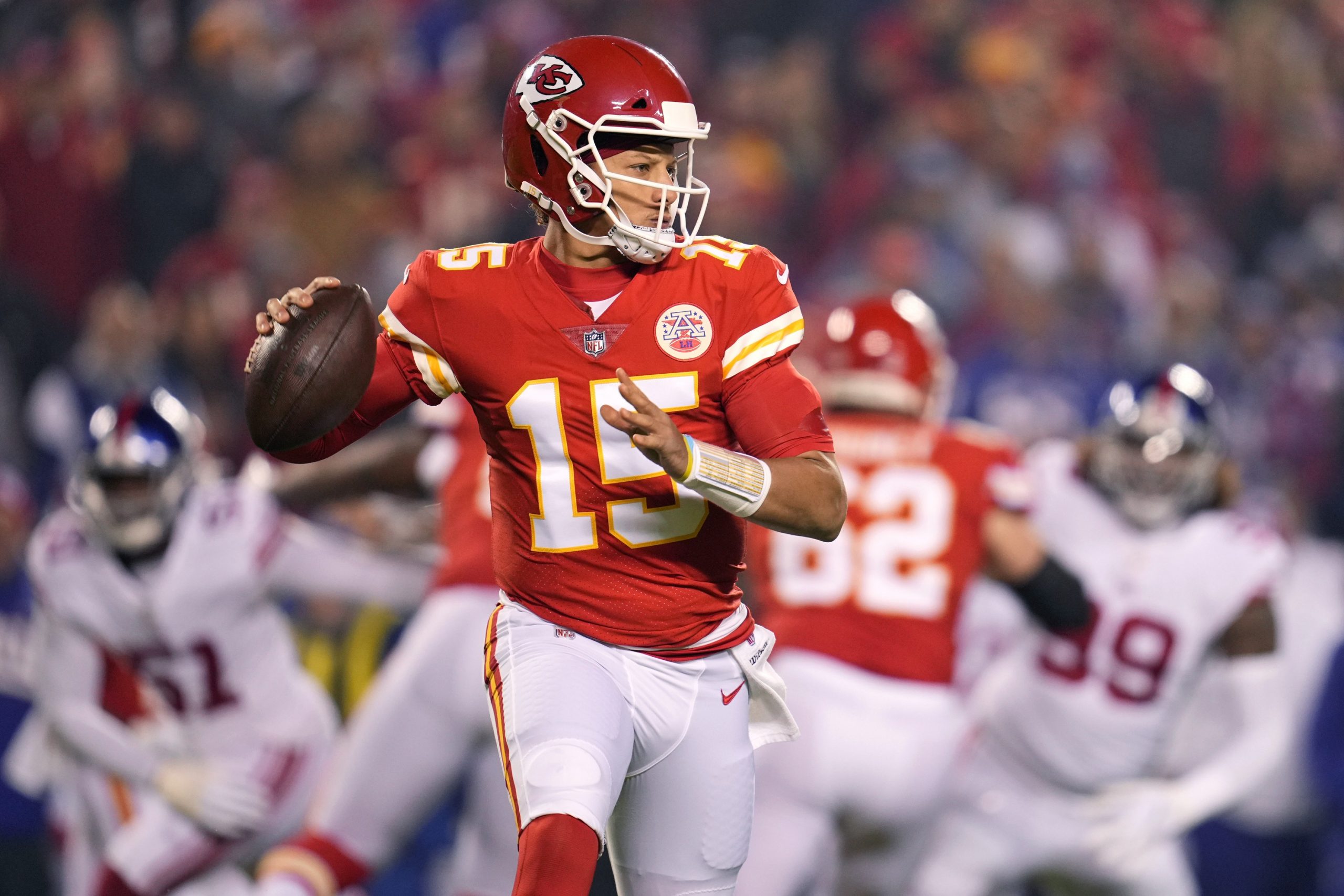 bet-best-nfl-week-13-sunday-night-football-single-game-player-props-bets-2021