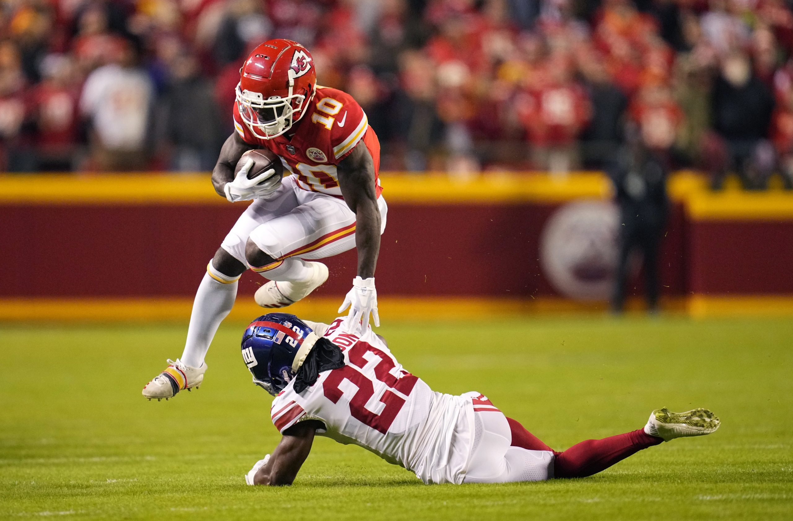 bet-best-nfl-week-10-sunday-night-football-single-game-player-props-bets-2021