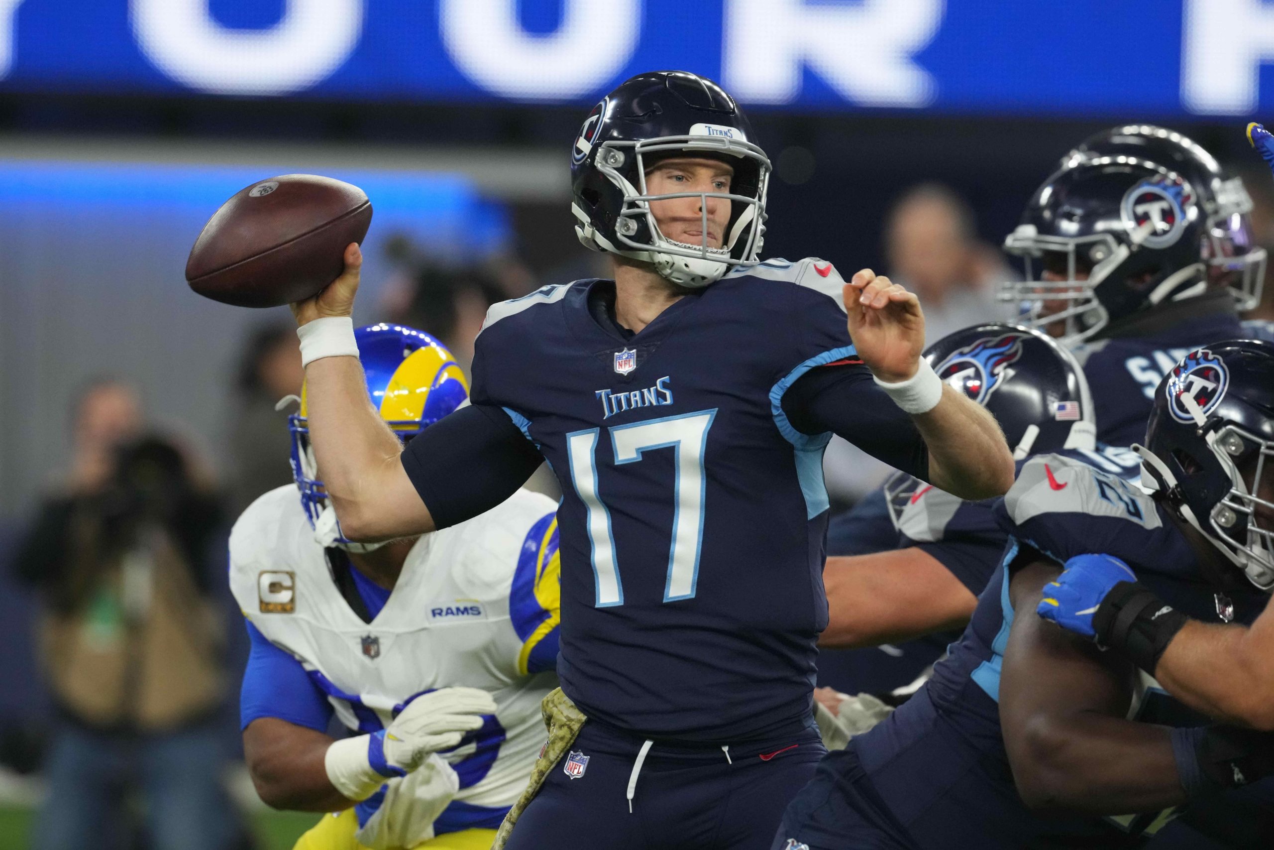 fantasy-football-playoff-round-draftkings-saturday-football-showdown-tennessee-titans-cincinnati-bengals