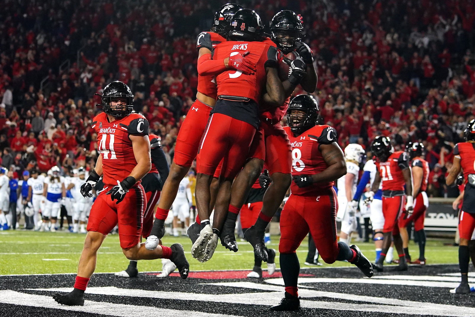 college-football-betting-week-12-spread-picks-2021