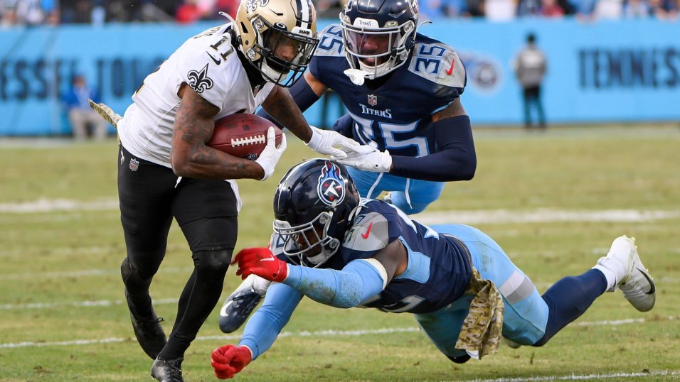 New Orleans Saints' Deonte Harris (11) runs back a punt against the Tampa  Bay Buccaneers during …