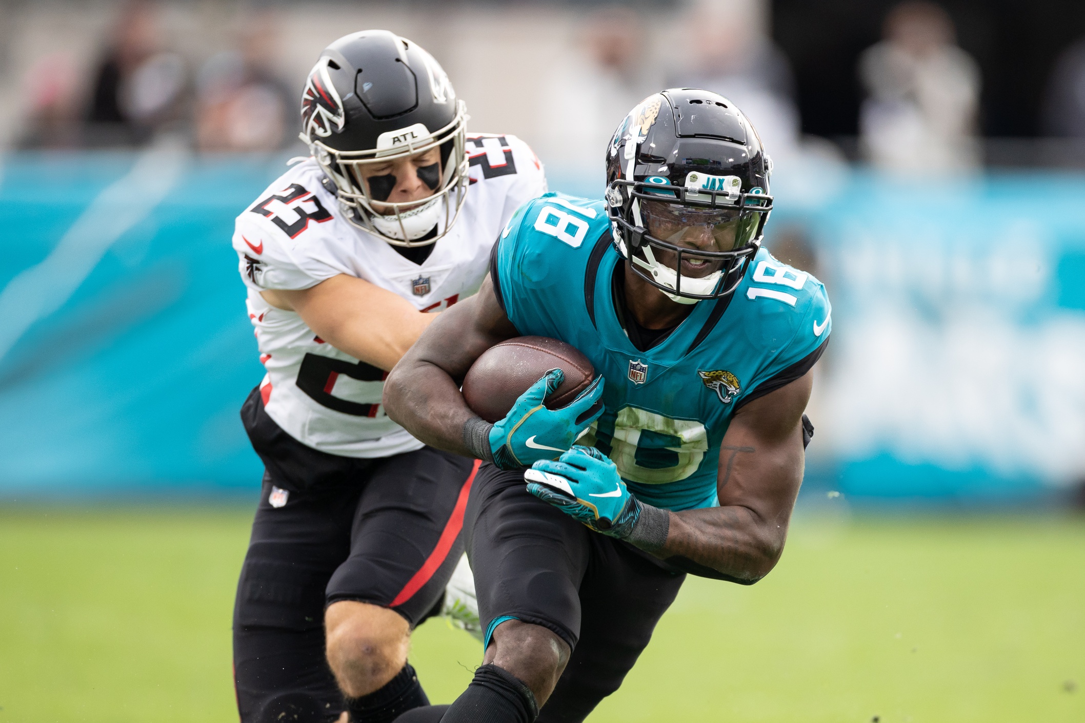 November 28, 2021 - Jacksonville, FL, U.S: Atlanta Falcons quarterback Matt  Ryan (2) during 1st half NFL football game between the Atlanta Falcons and  the Jacksonville Jaguars at TIAA Bank Field in