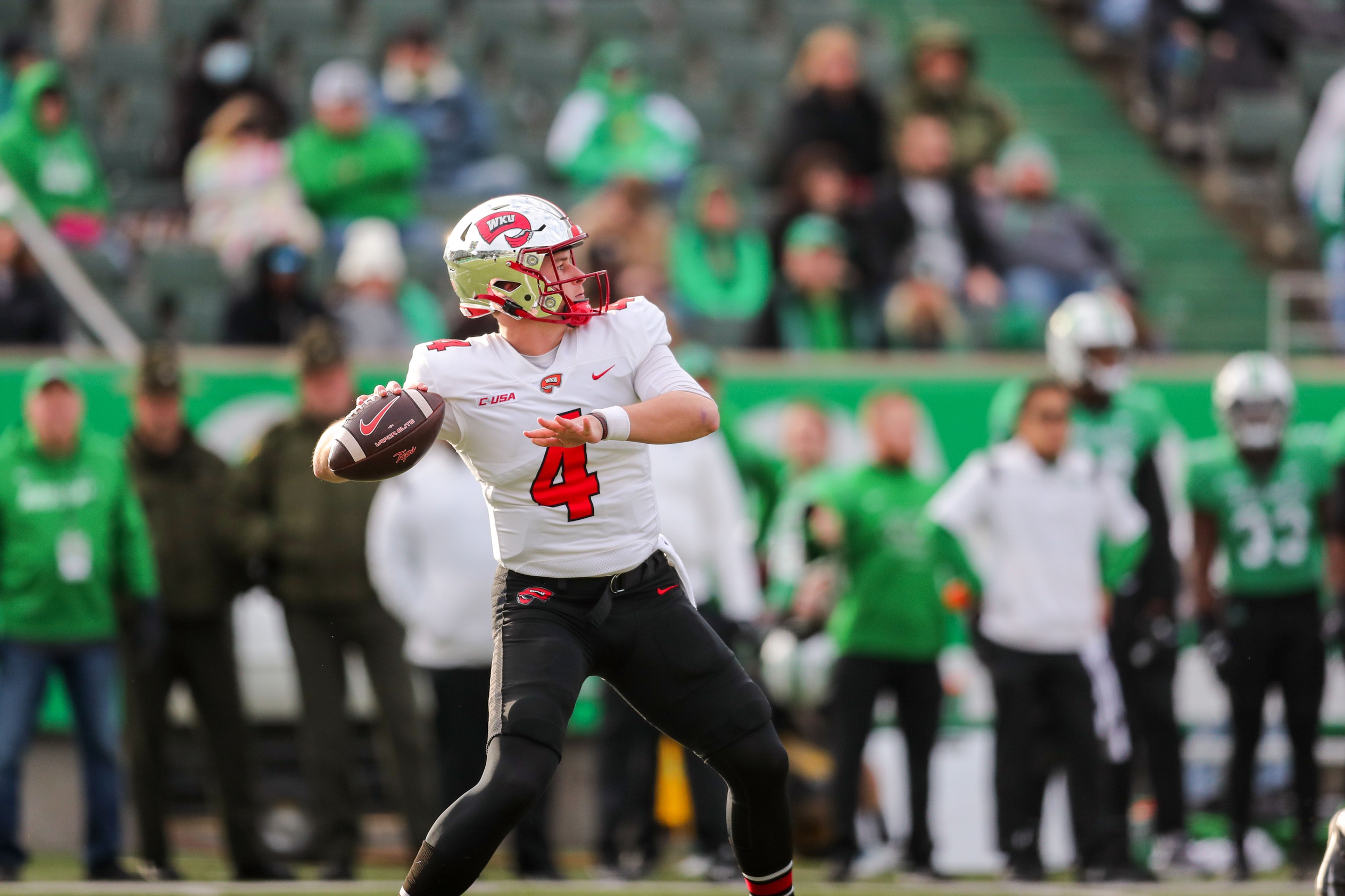 Transfer Quarterback Bailey Zappe Voted 2020 Southland Fall Player of the  Year - Western Kentucky University Athletics