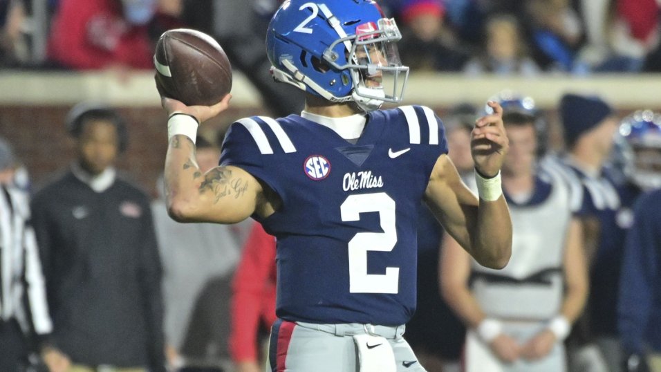 Clustering the top 2022 NFL Draft quarterback prospects: Ole Miss' Matt  Corral, Pittsburgh's Kenny Pickett and more, College Football