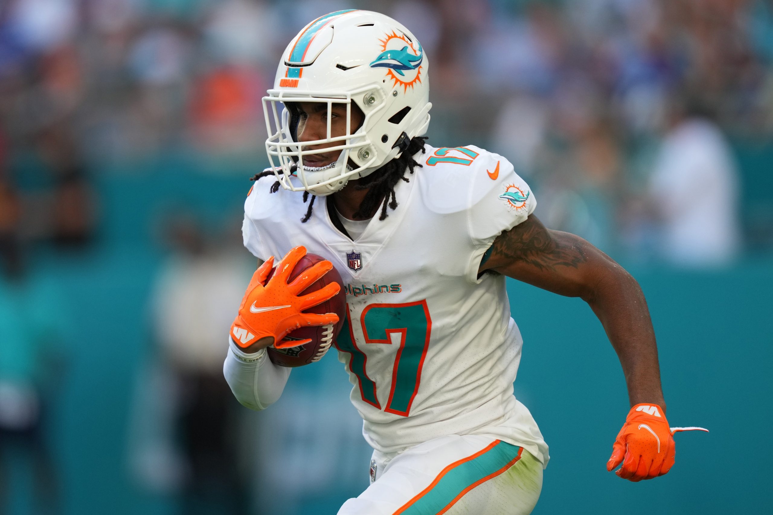 fantasy-football-breakout-receiver-jaylen-waddle-miami-dolphins-2022